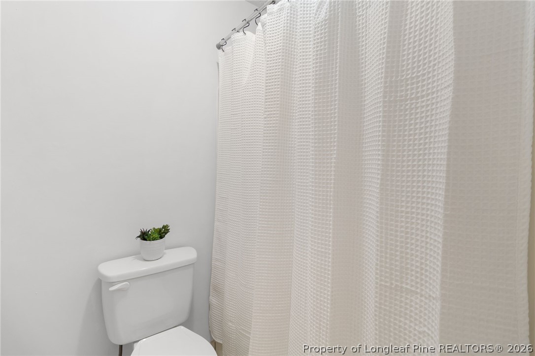 5587 Ashgrove Drive