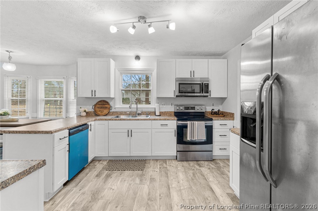 5587 Ashgrove Drive