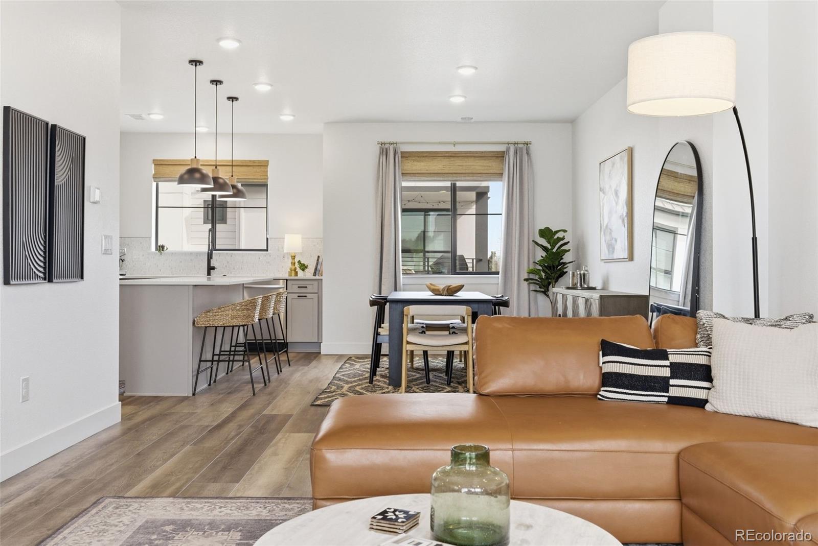 2048 S Holly Street Unit: 5