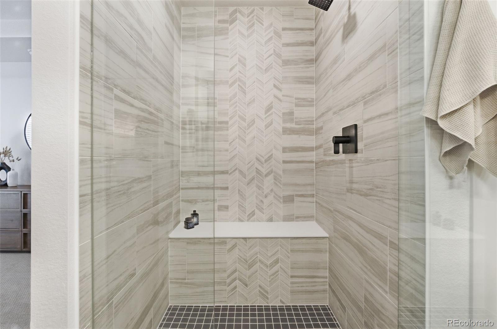 2048 S Holly Street Unit: 5