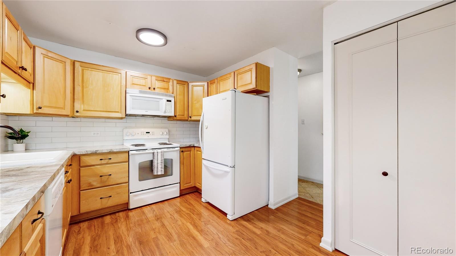 725 S Alton Way Unit: 10A