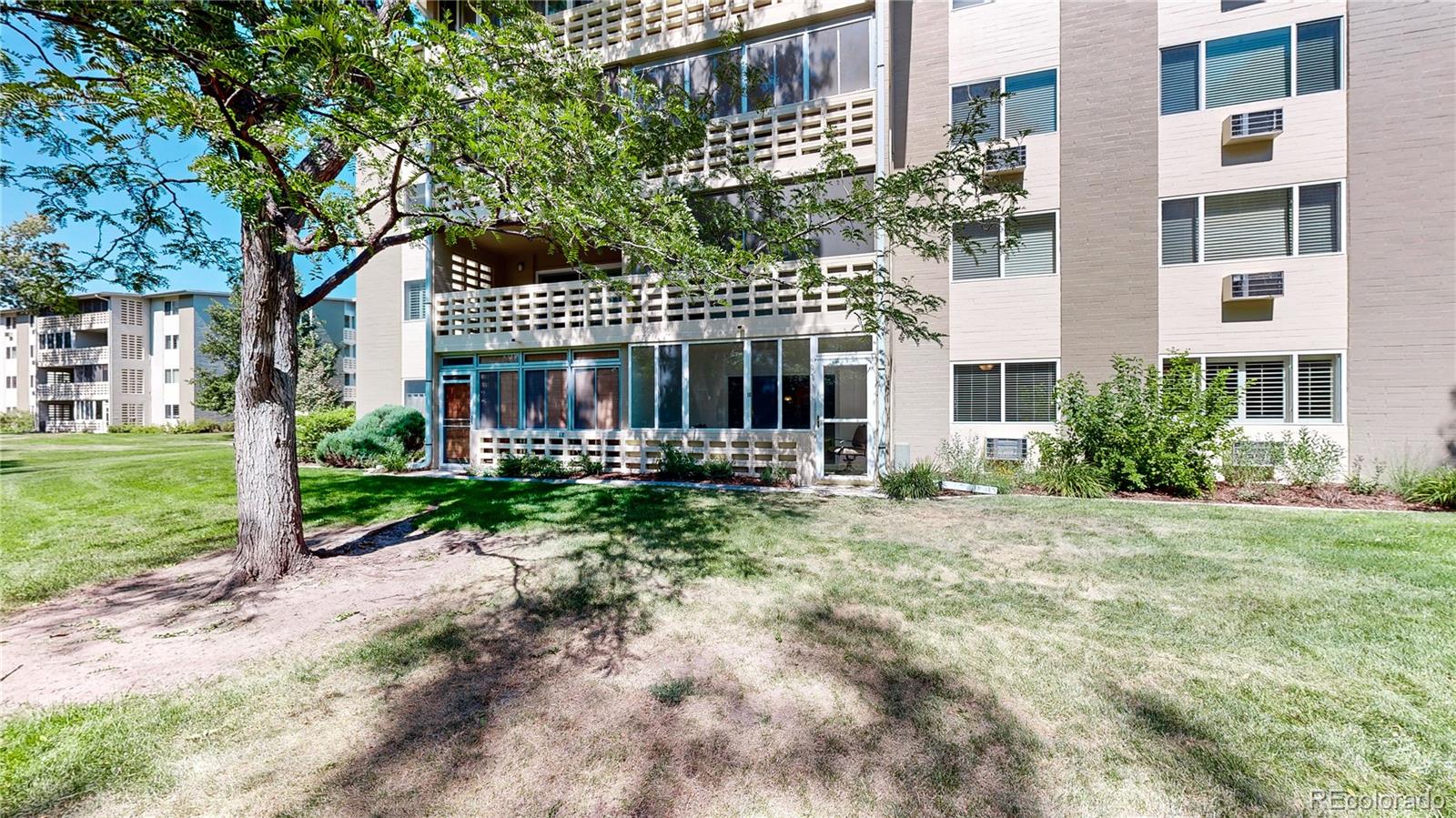 725 S Alton Way Unit: 10A