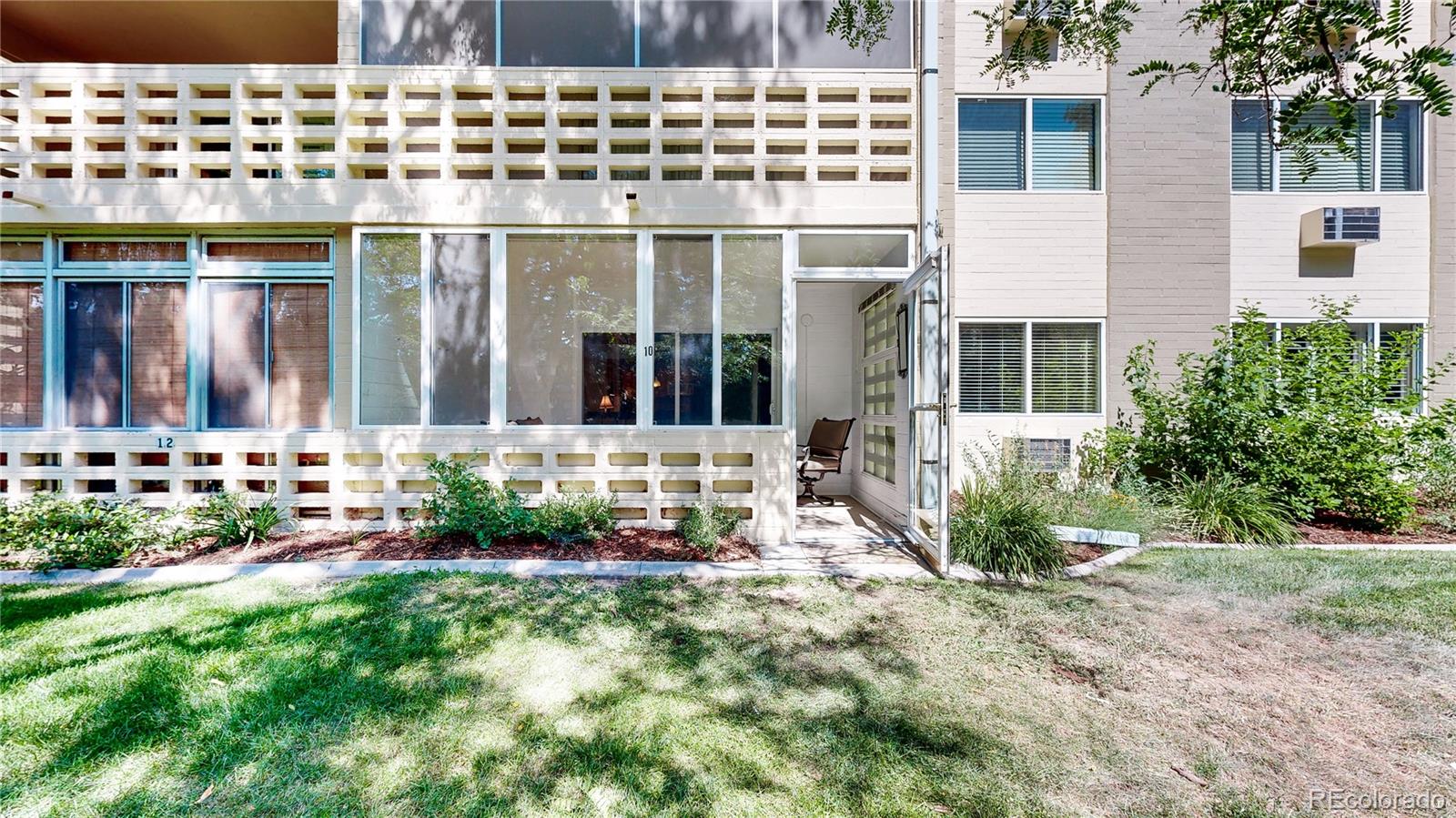 725 S Alton Way Unit: 10A