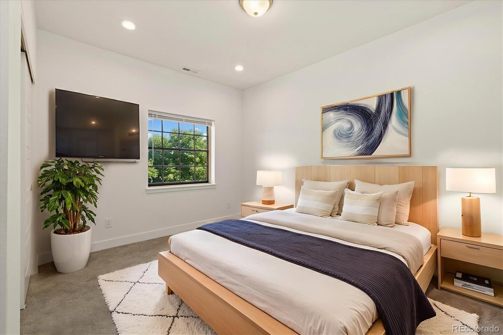 7250 Eastmoor Drive Unit: 223
