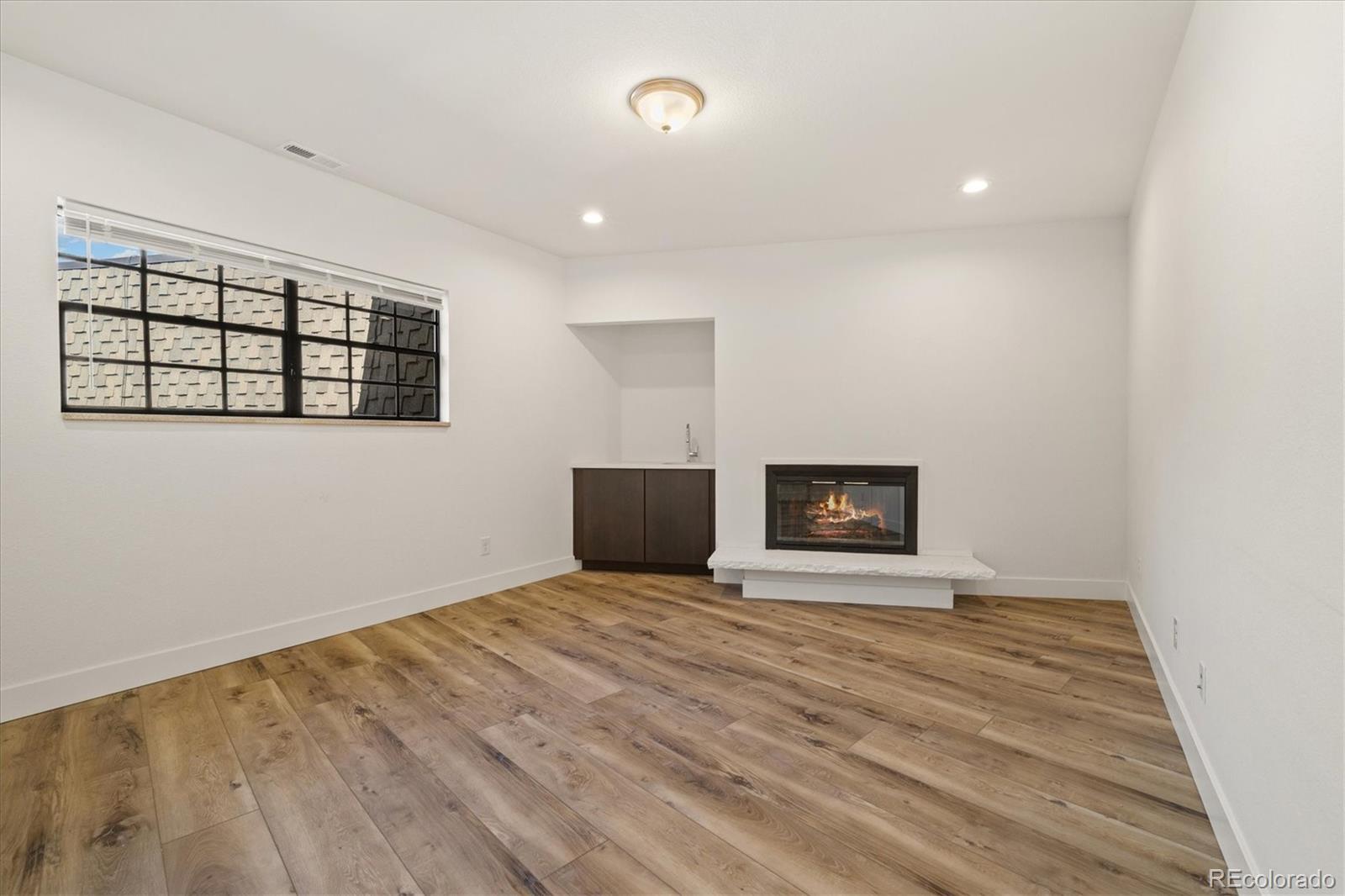 7250 Eastmoor Drive Unit: 223