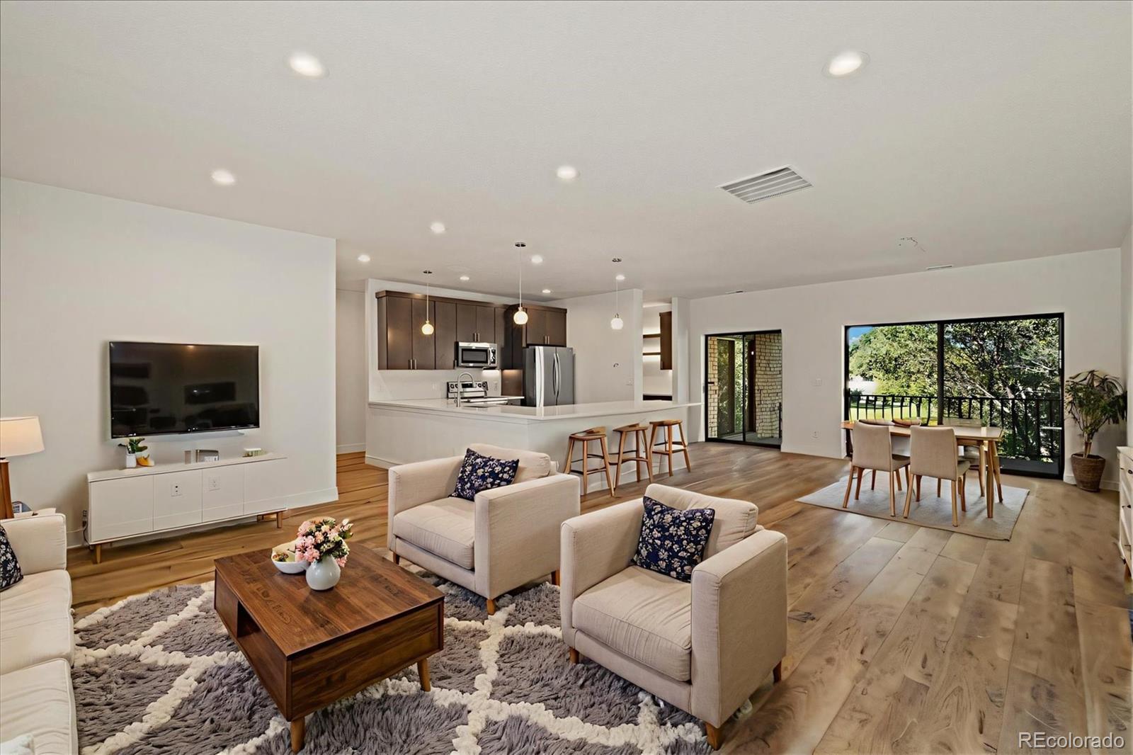 7250 Eastmoor Drive Unit: 223