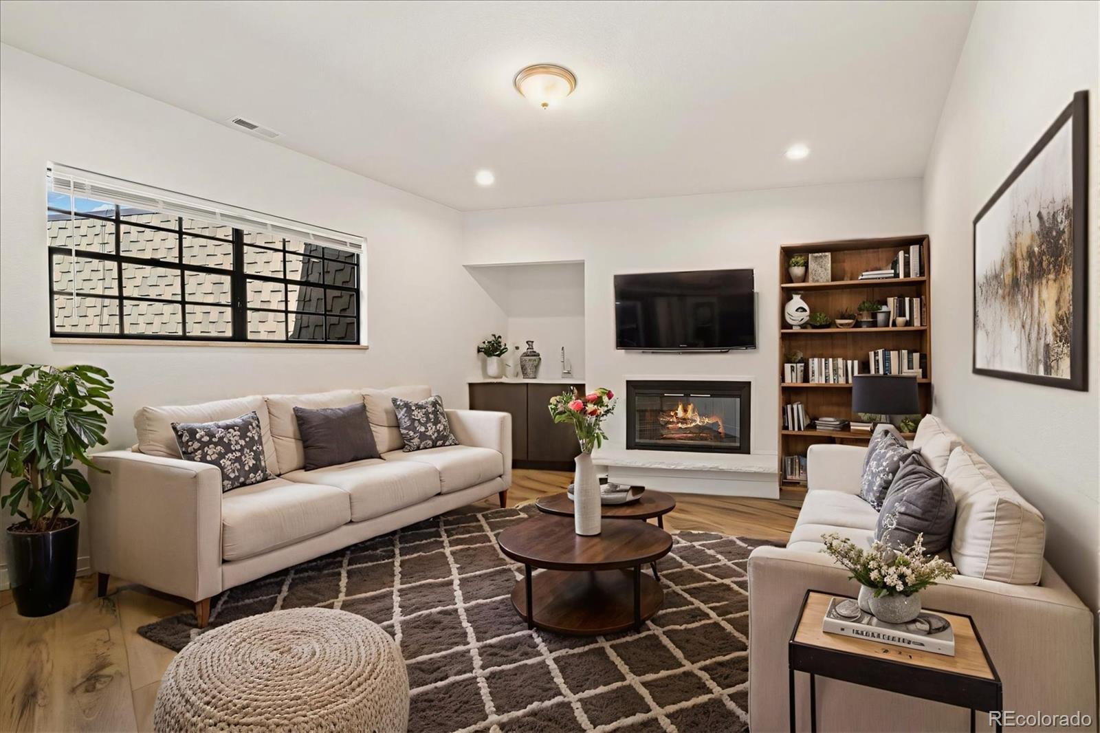 7250 Eastmoor Drive Unit: 223