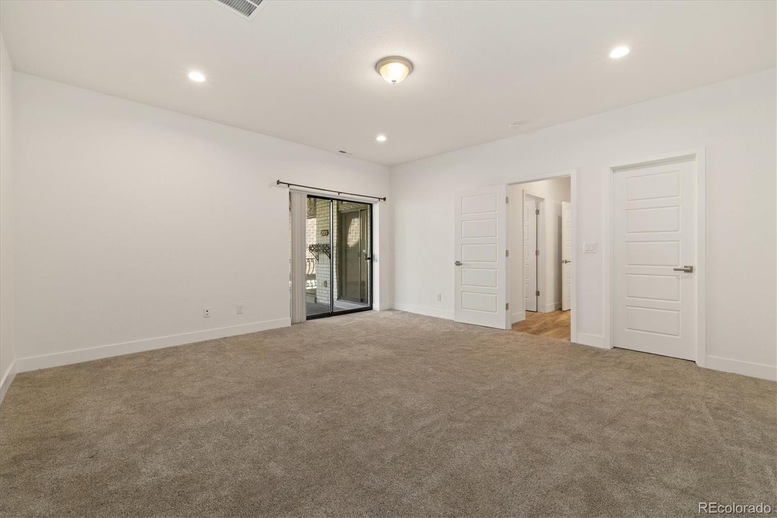 7250 Eastmoor Drive Unit: 223