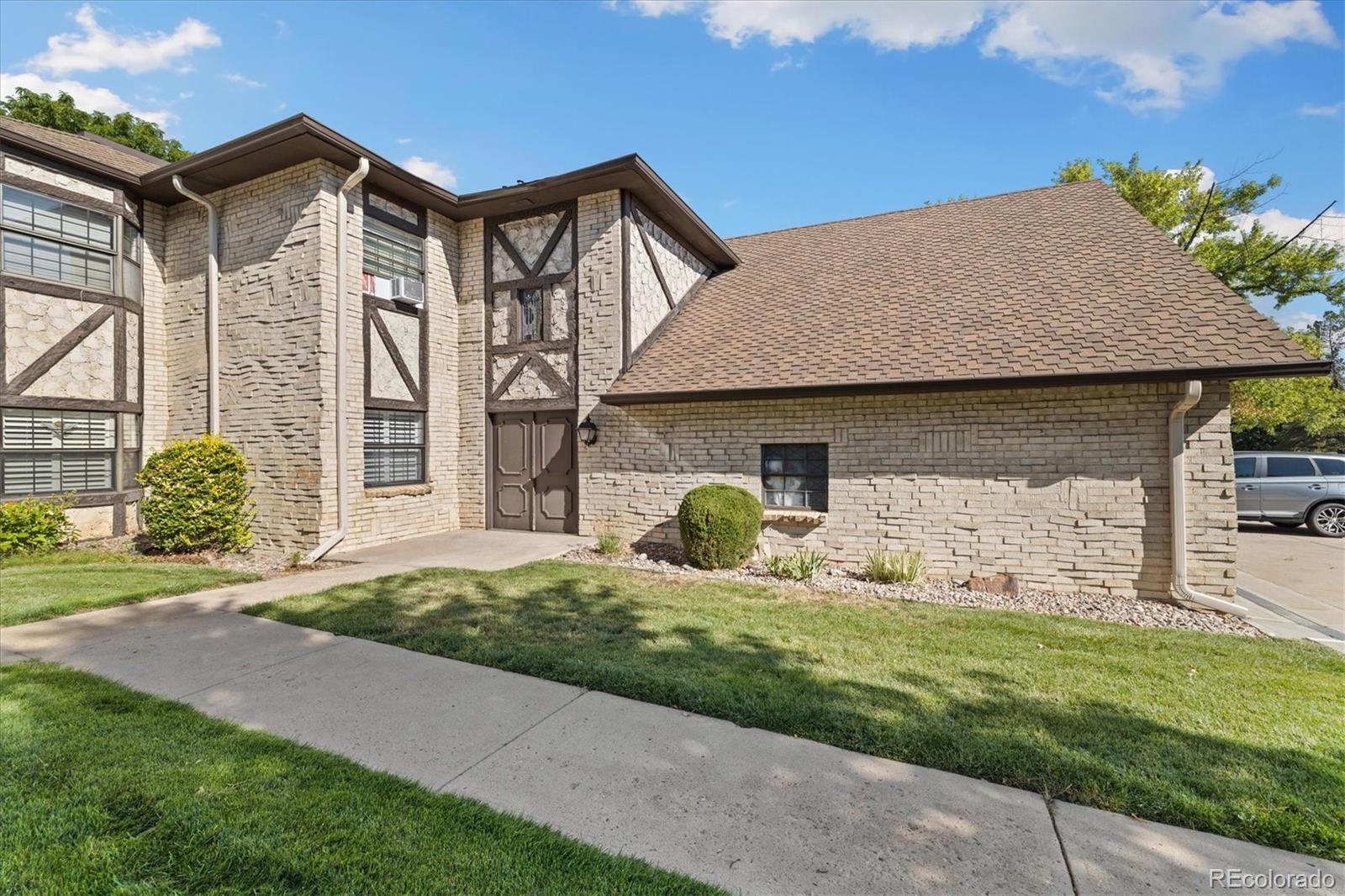 7250 Eastmoor Drive Unit: 223