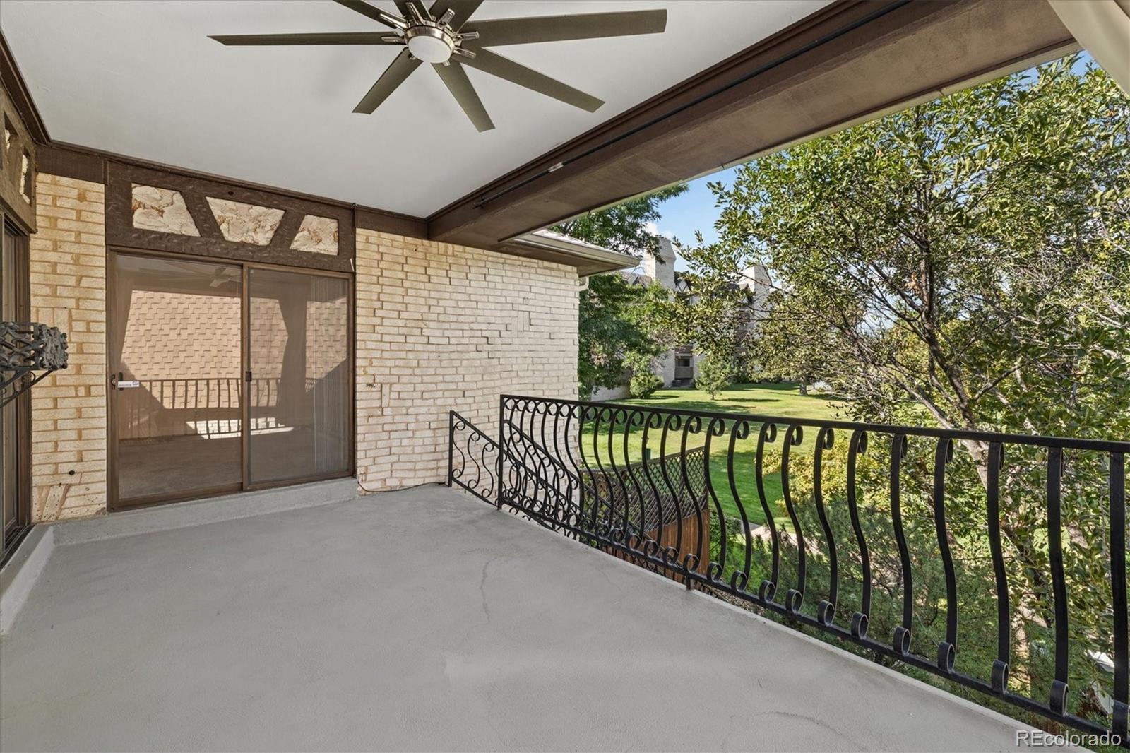 7250 Eastmoor Drive Unit: 223