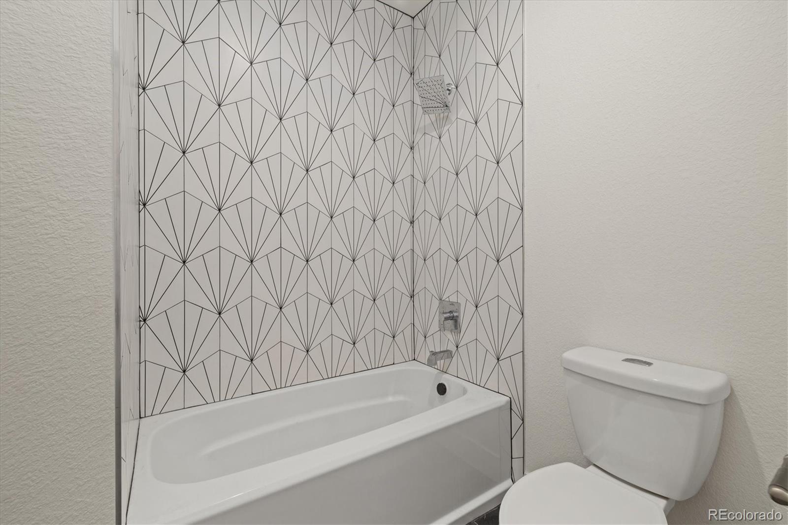 7250 Eastmoor Drive Unit: 223