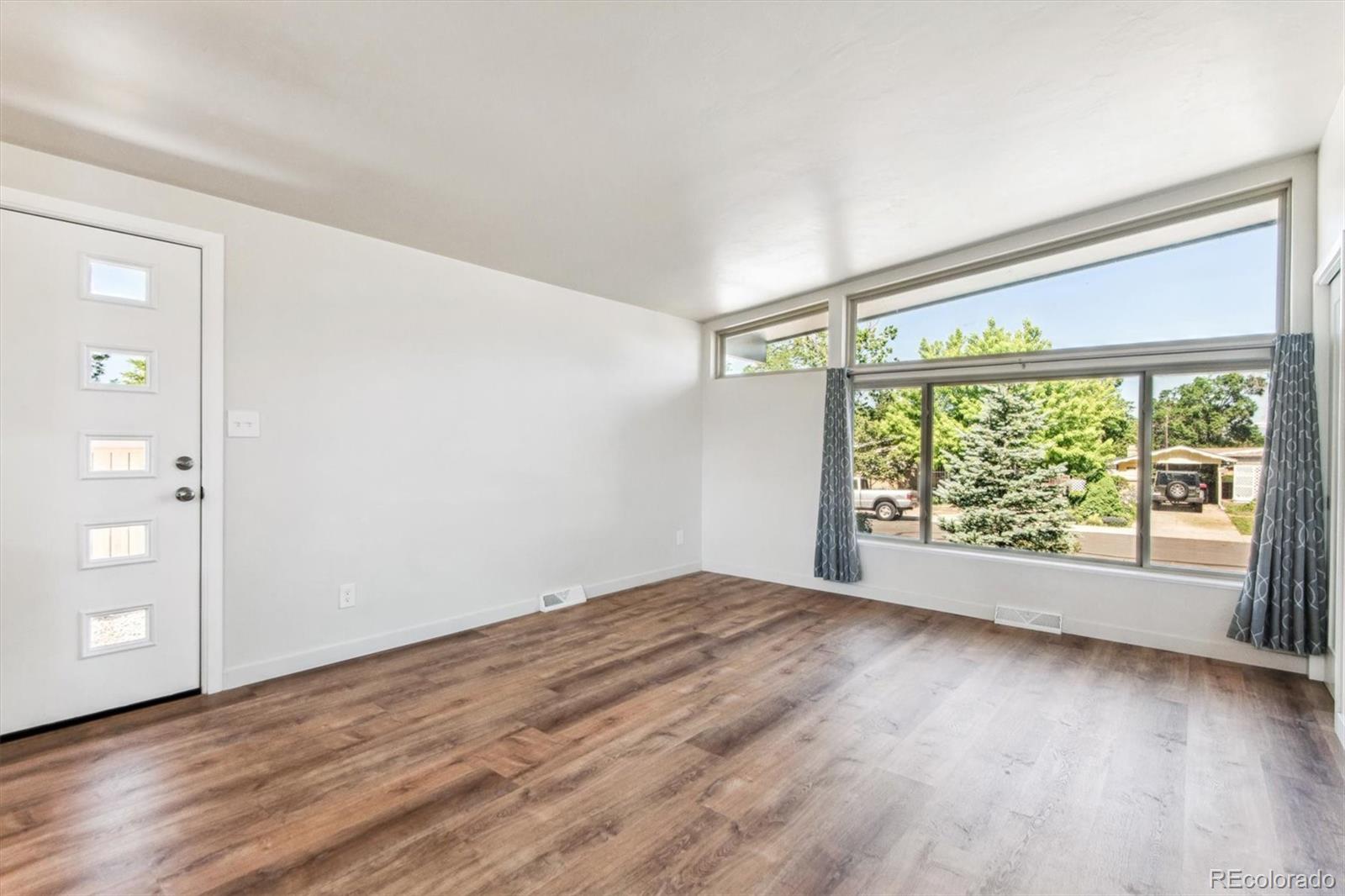 4270 Barr Lane
