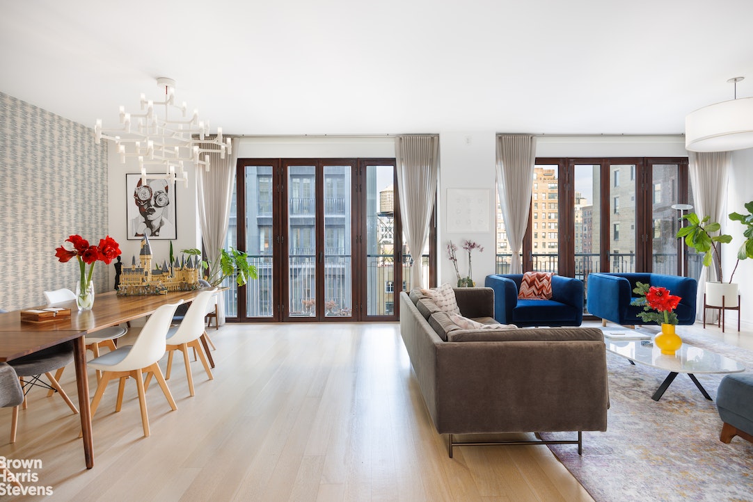 210 W 77TH Street 11W
