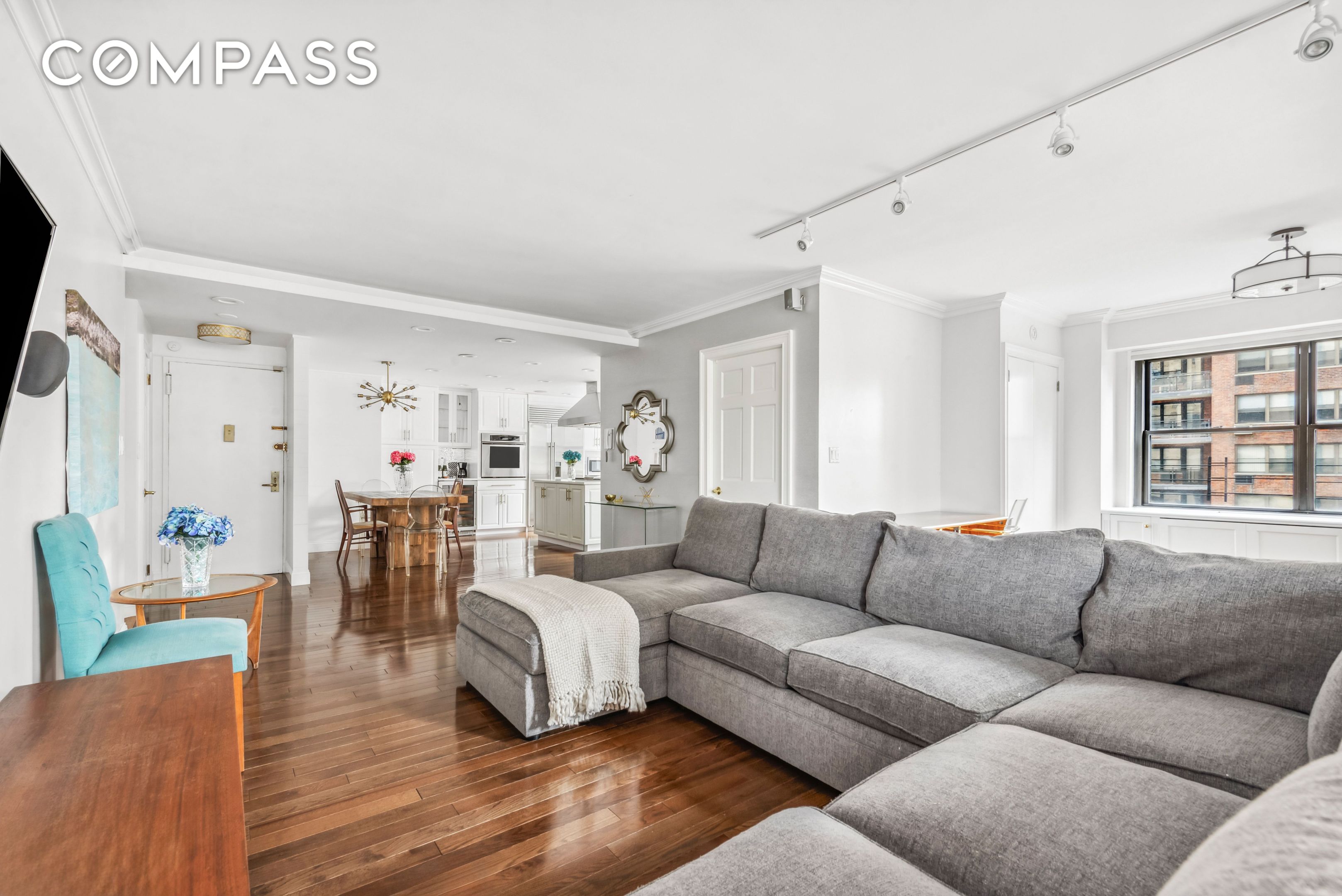 345 E 80th Street 10CD