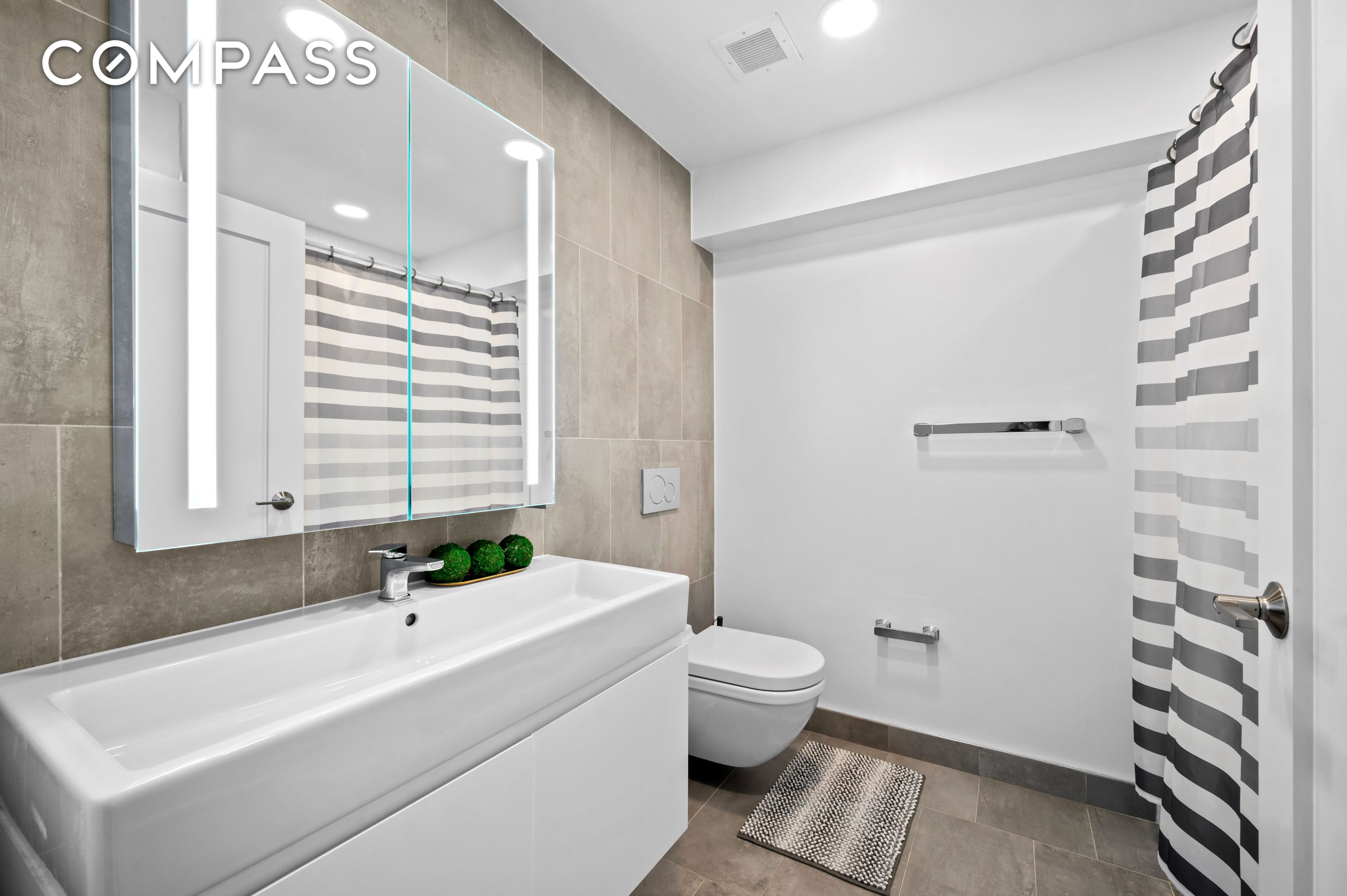 371 W 123rd Street 8A