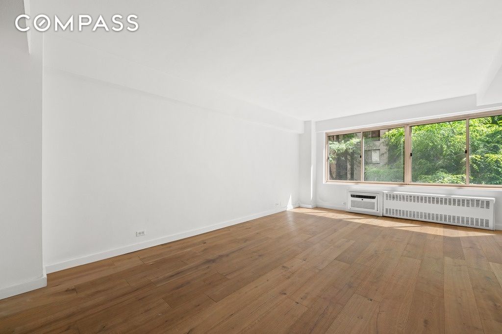 225 E 46th Street 2G