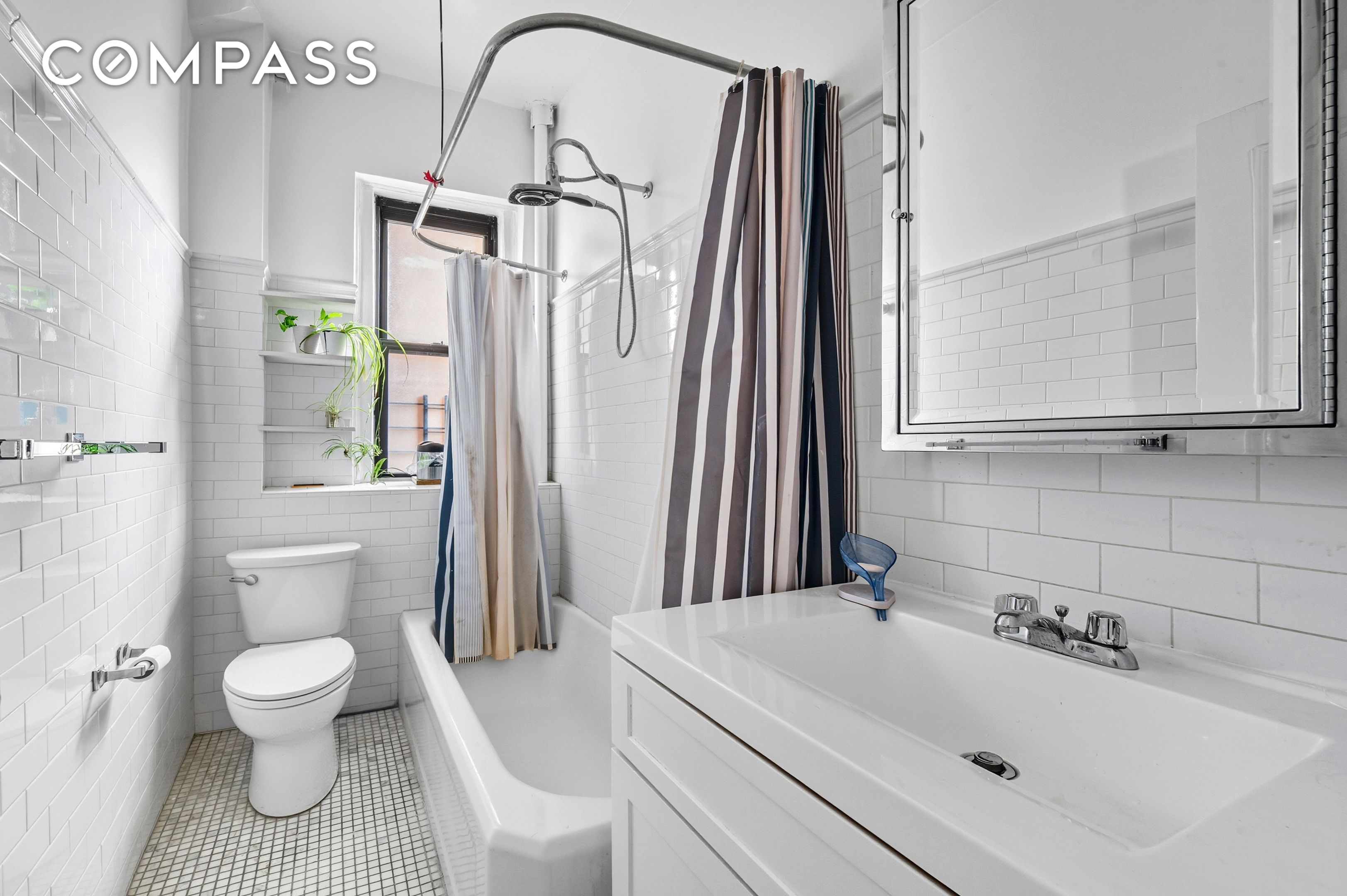 418 Central Park W 54