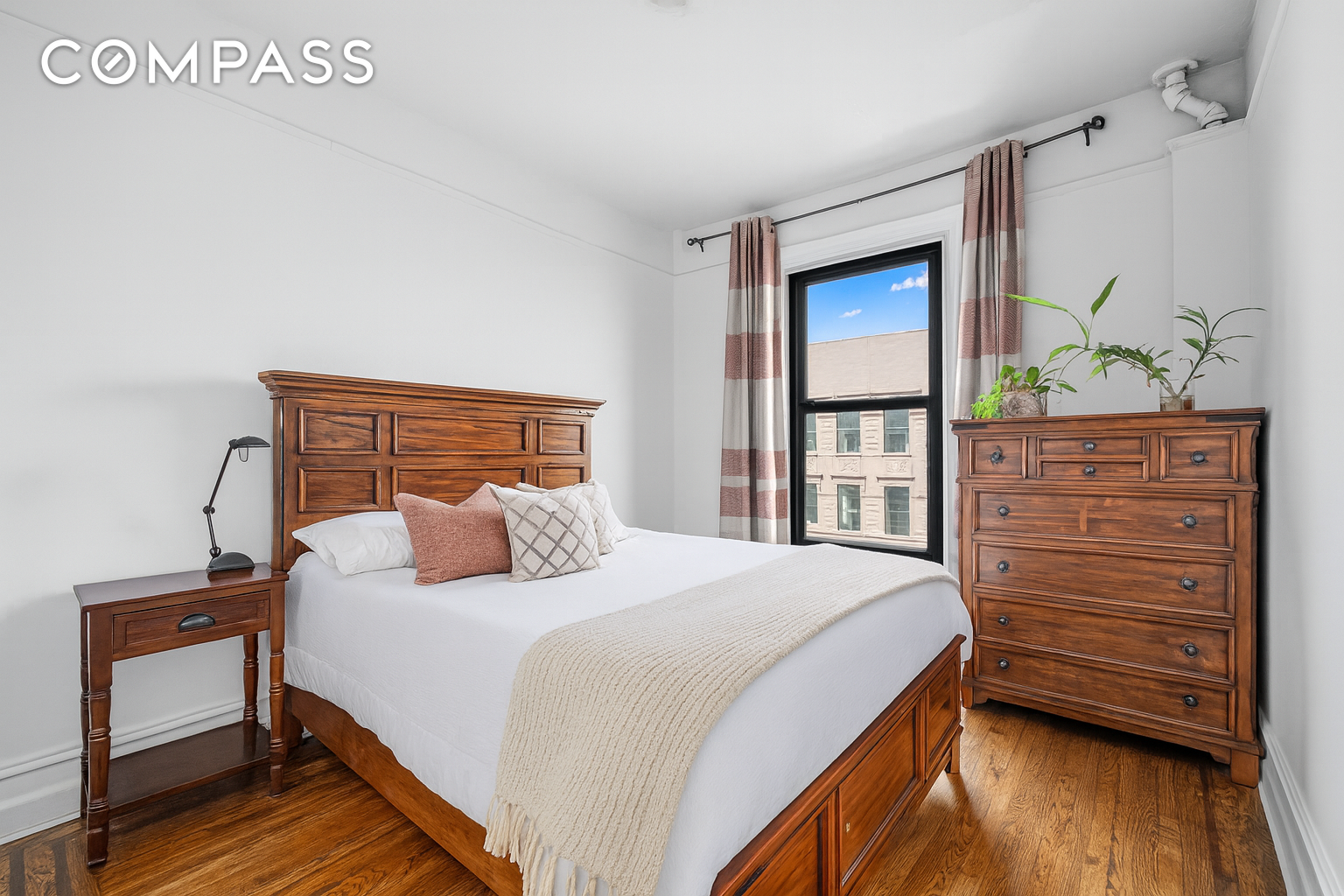 418 Central Park W 54