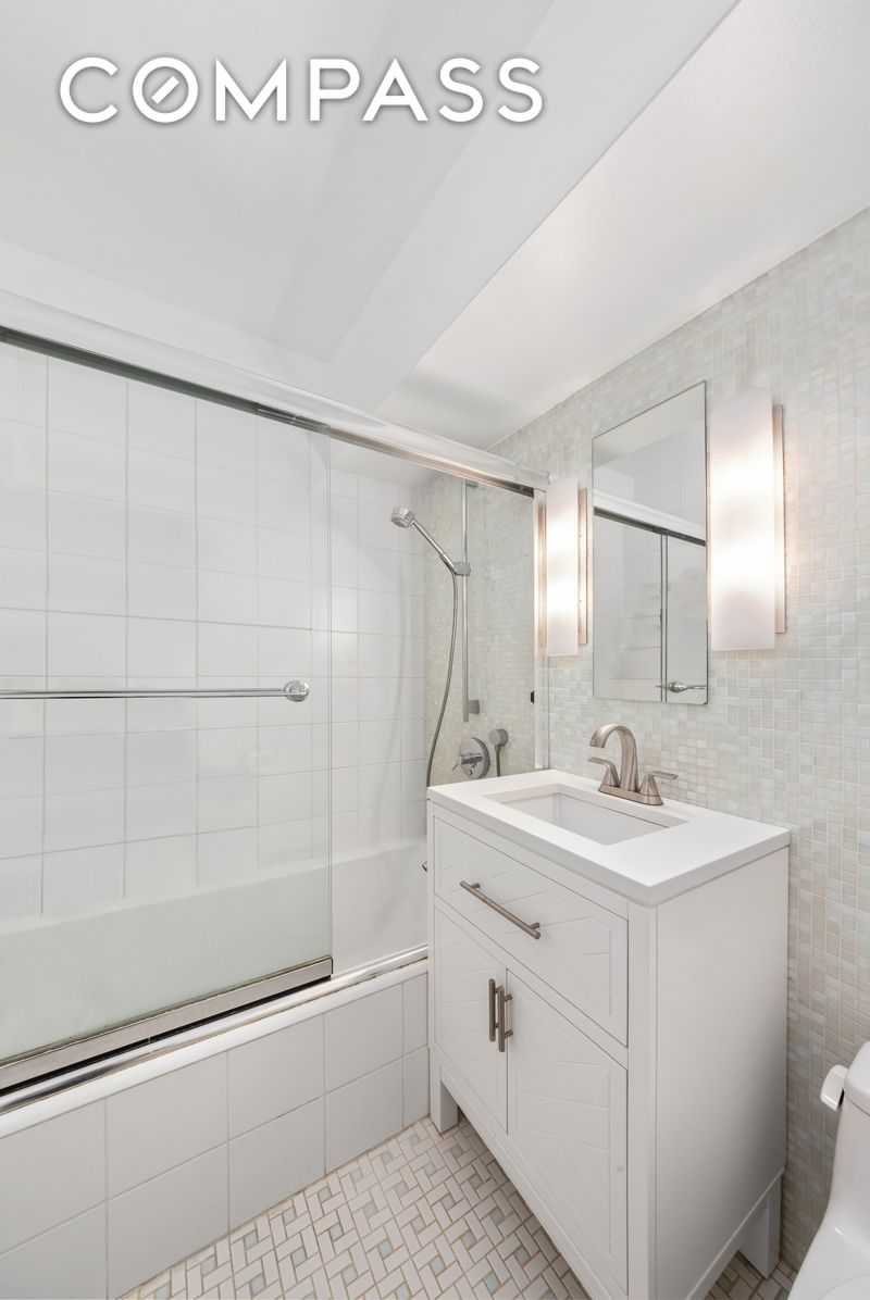 415 E 52nd Street 9AA