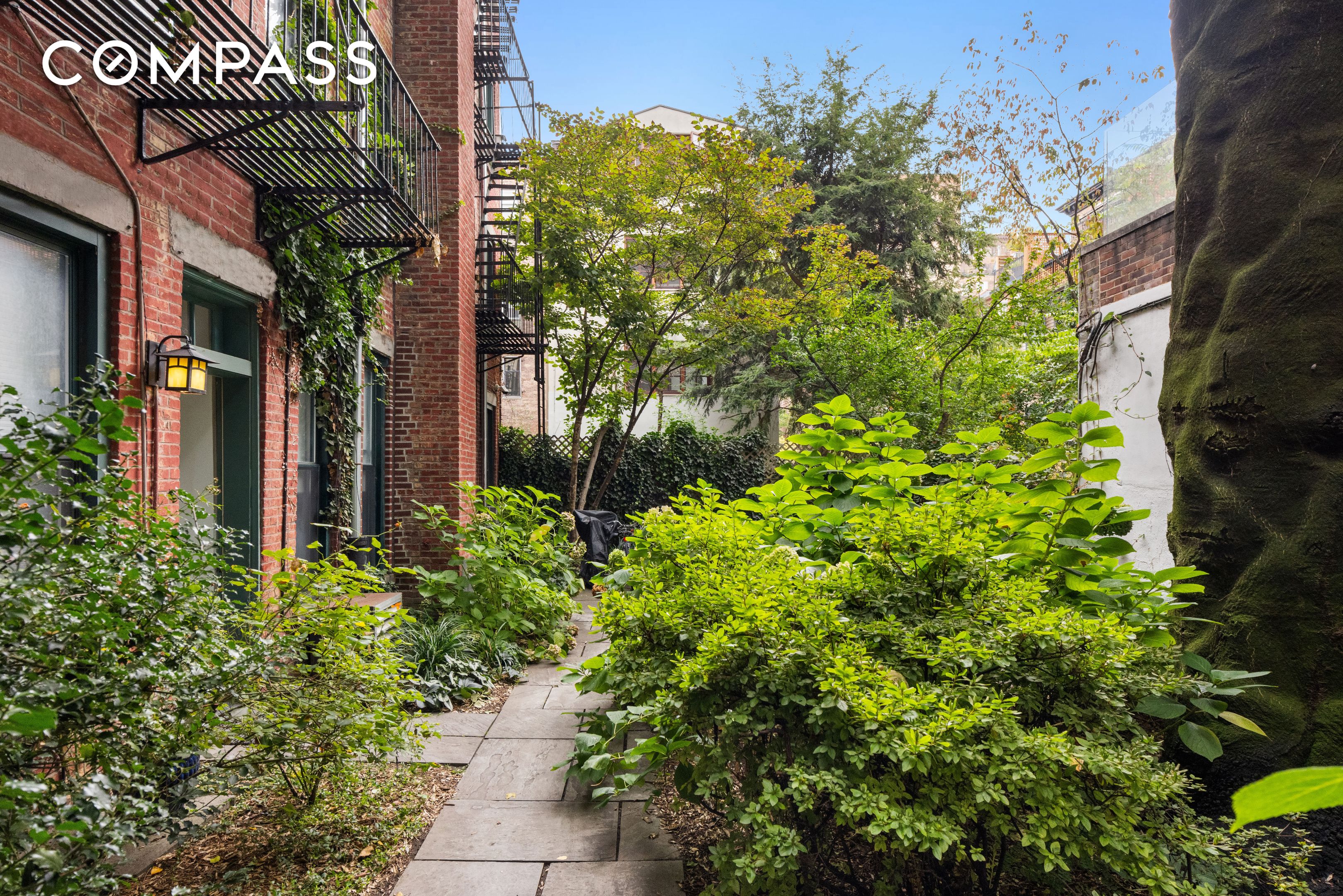 86 Horatio Street 1A