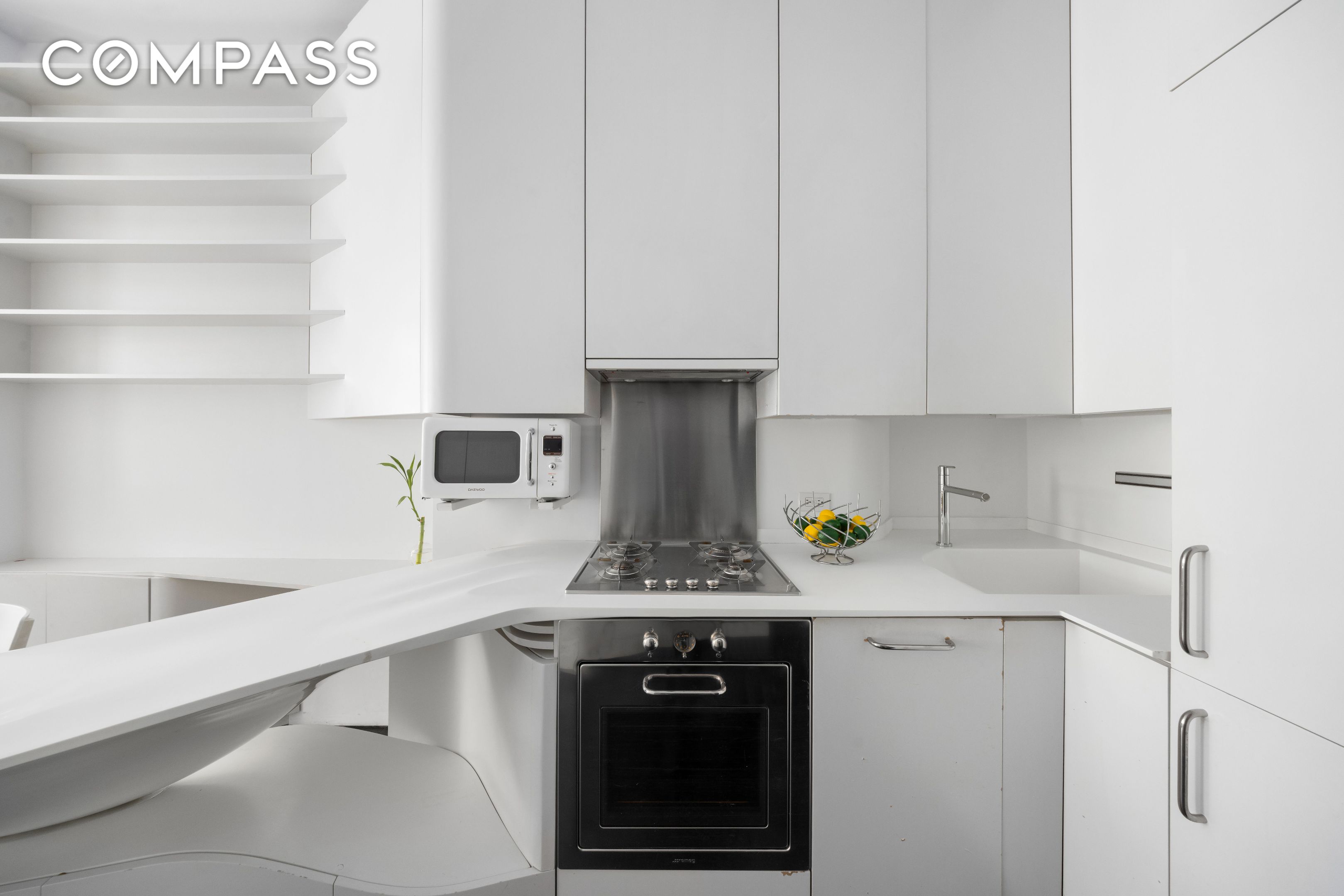 86 Horatio Street 1A