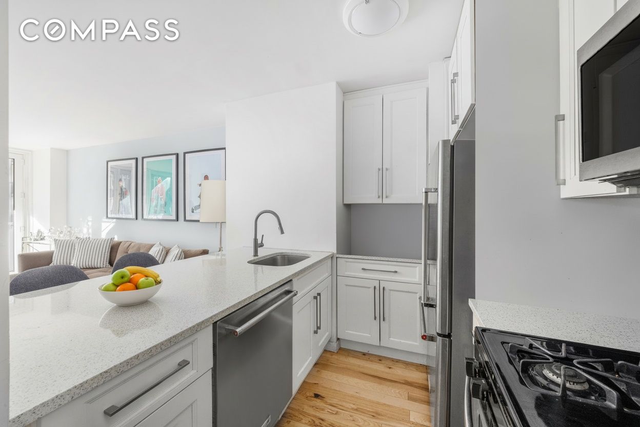 212 E 47th Street 10H