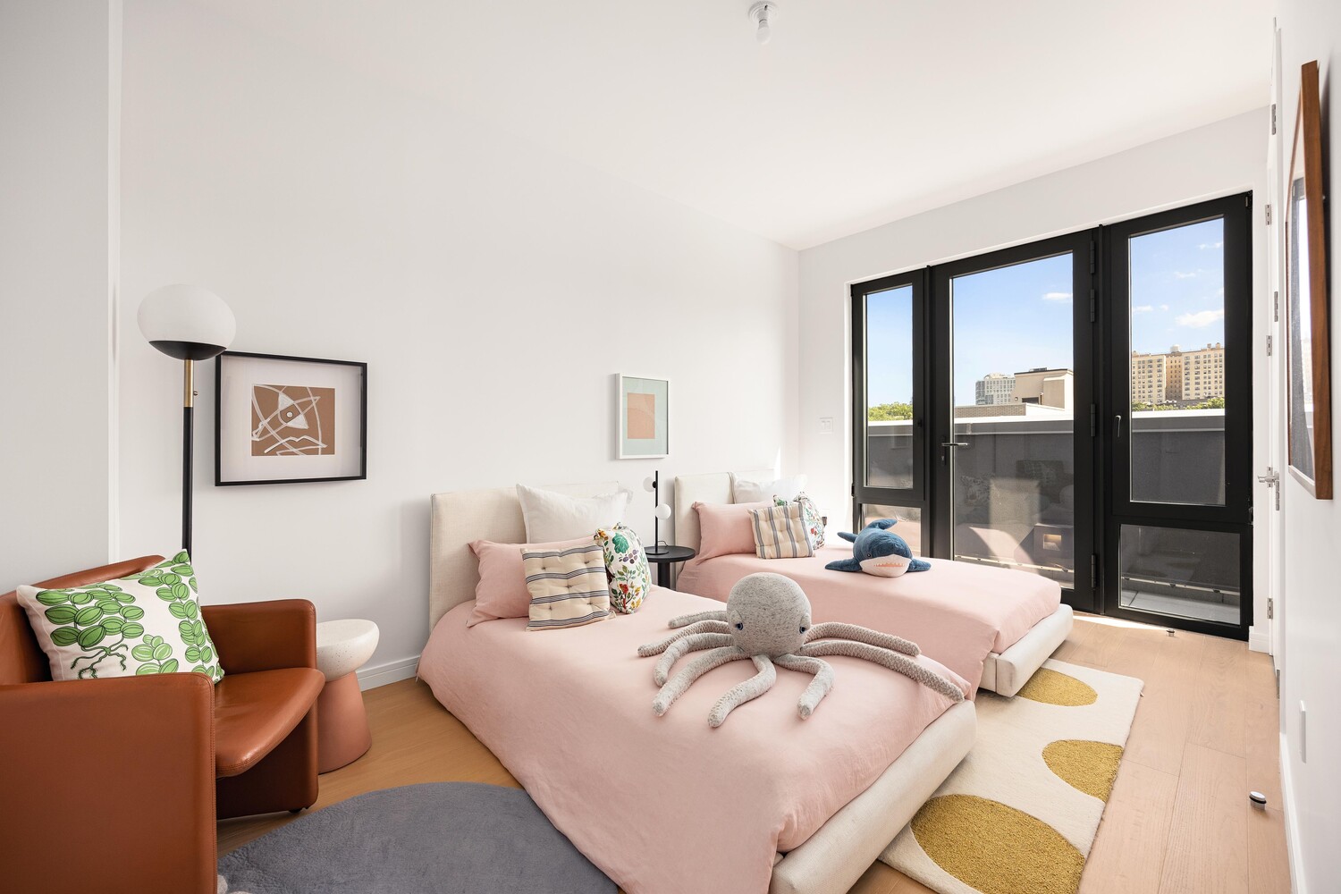 630 GRAND Avenue 303