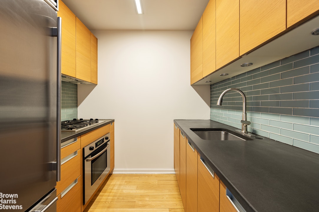 310 W 52ND Street 30A