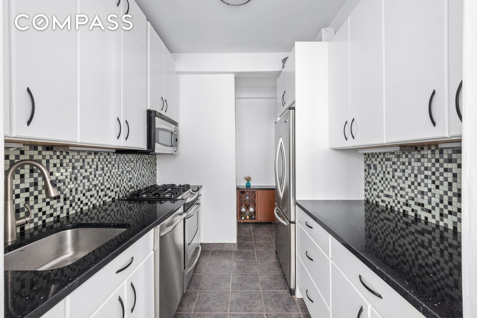 415 E 52nd Street 9AA