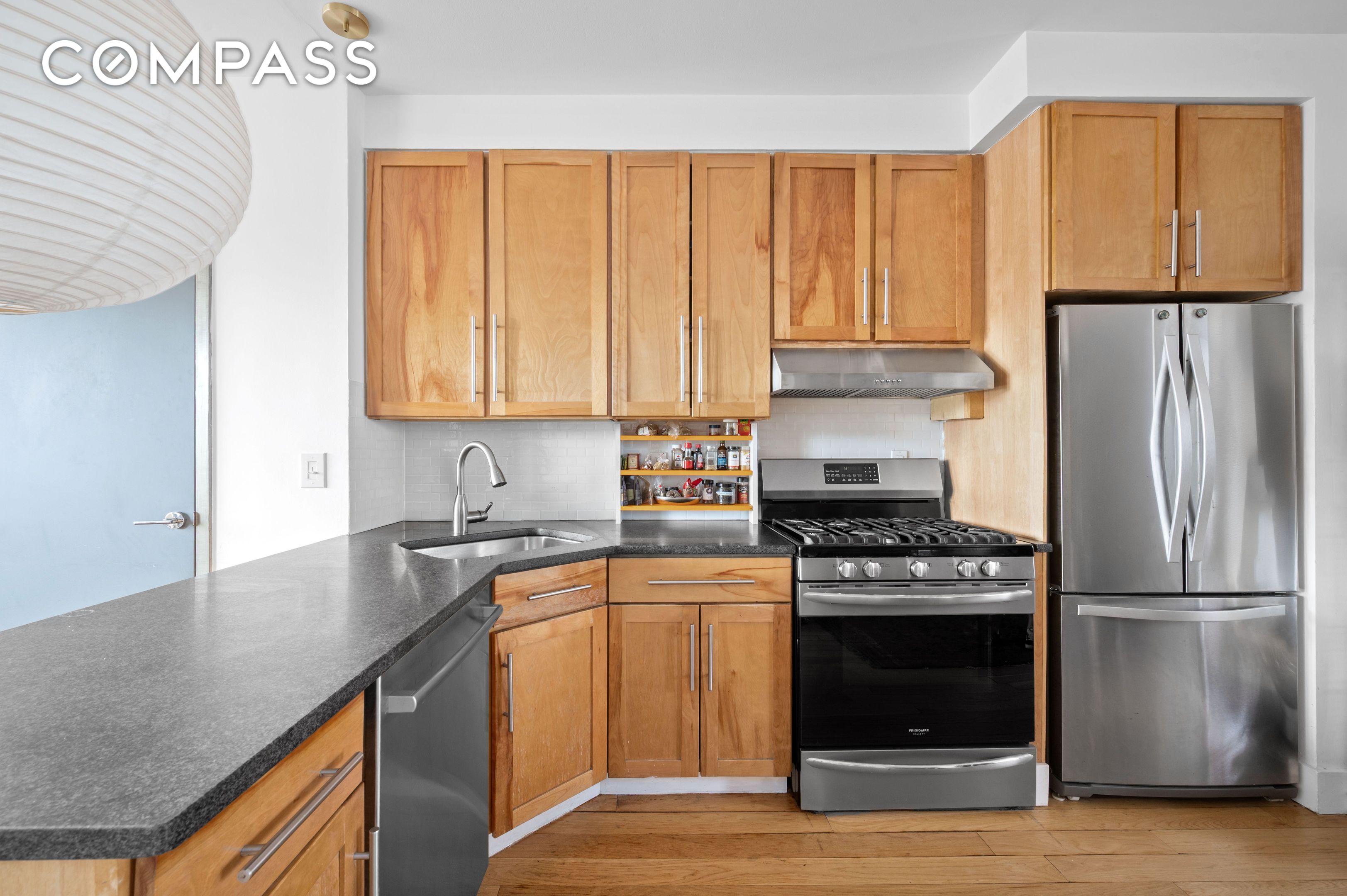 195 Spencer Street 9A