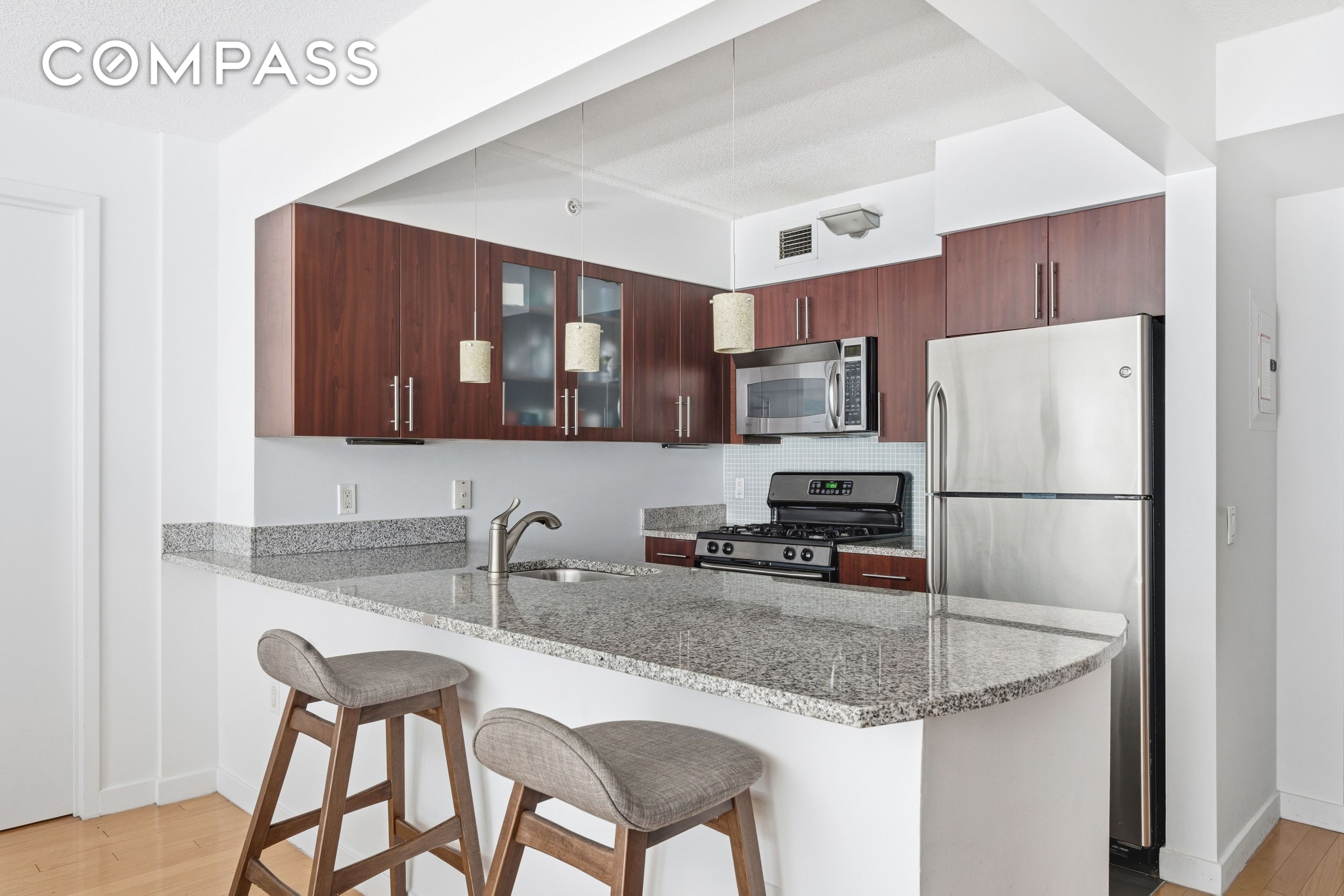 555 W 23rd Street S11L