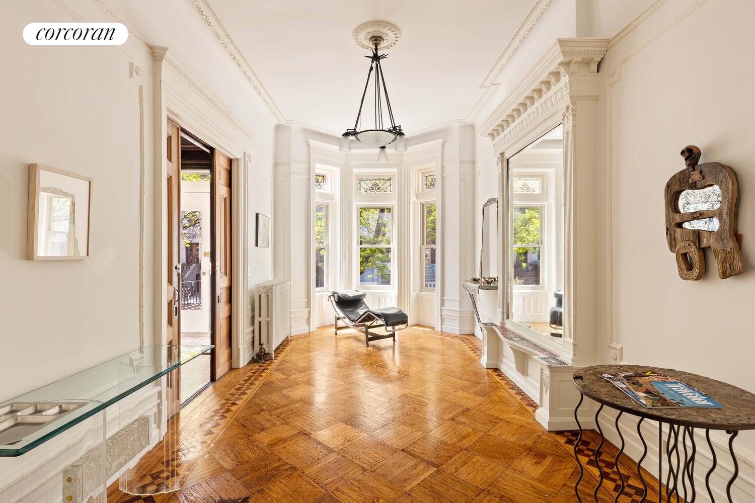877 PARK Place