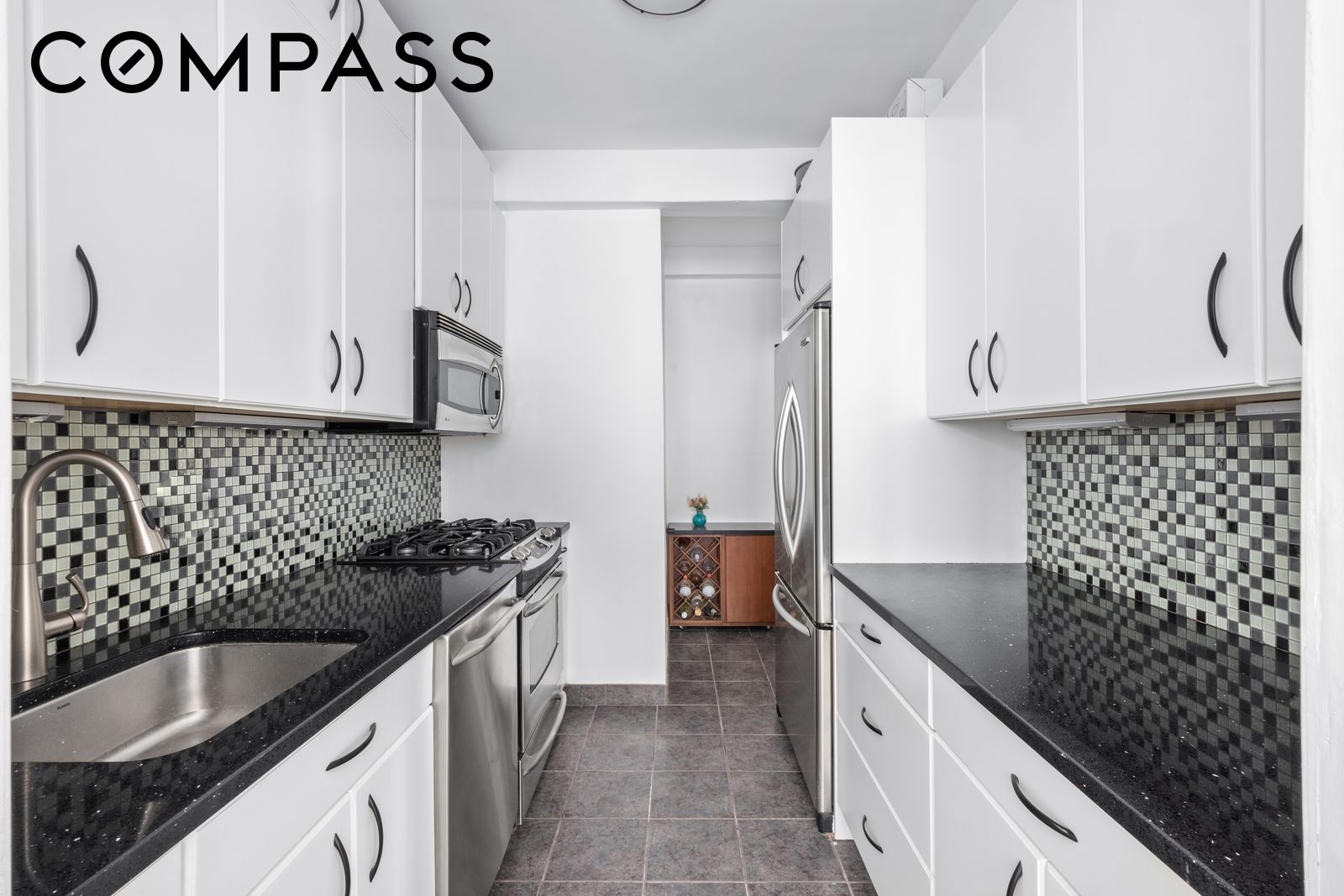 415 E 52nd Street 9AA