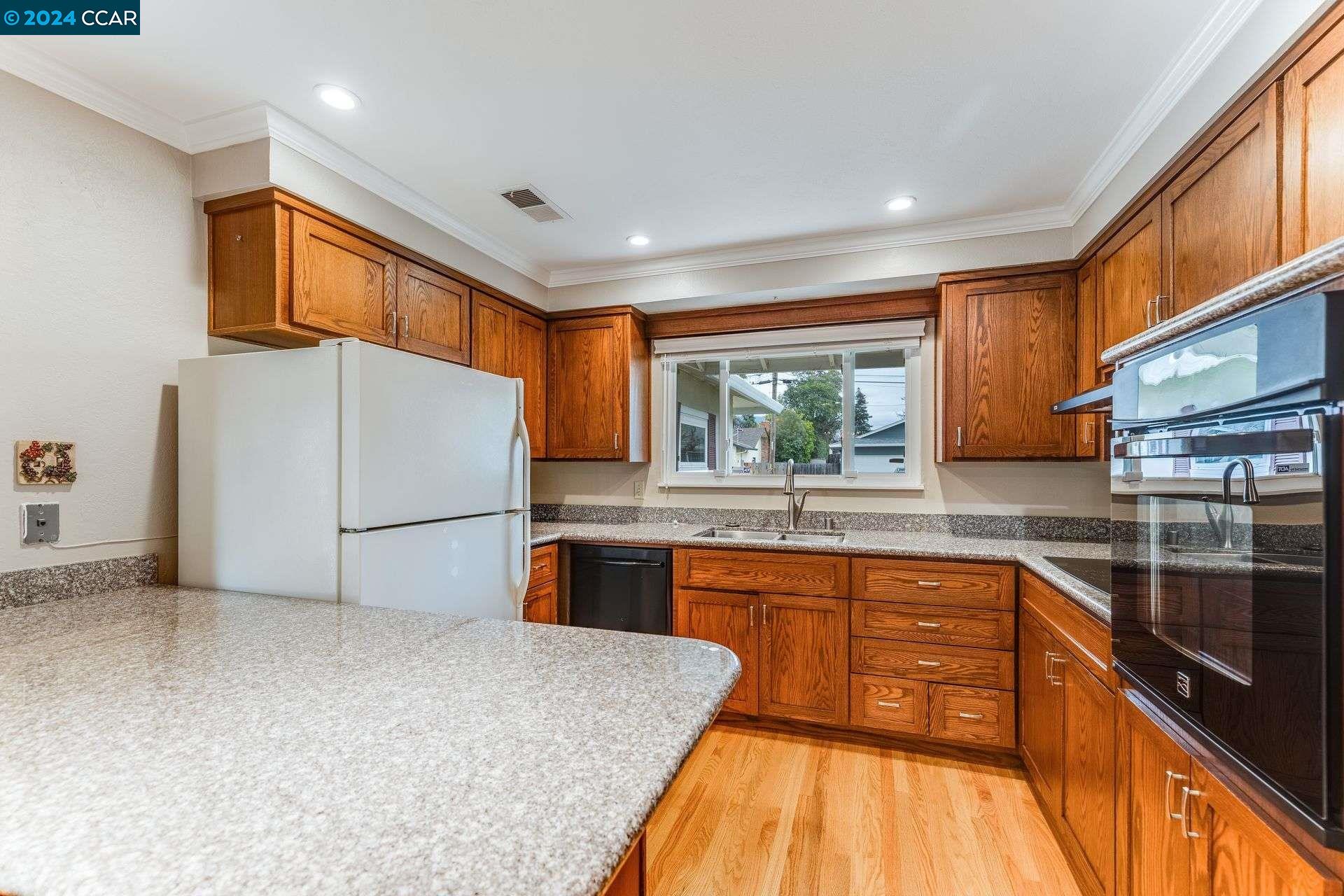 2635 Tokola Dr