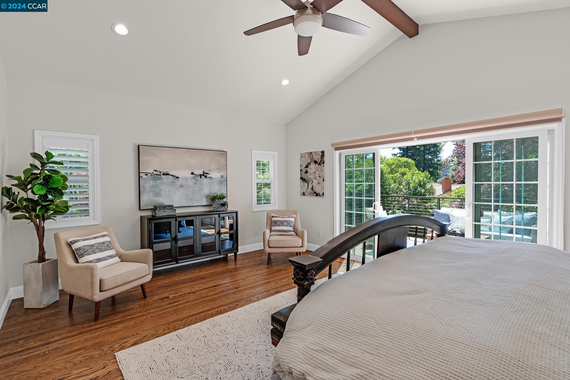 179 Town And Country Dr