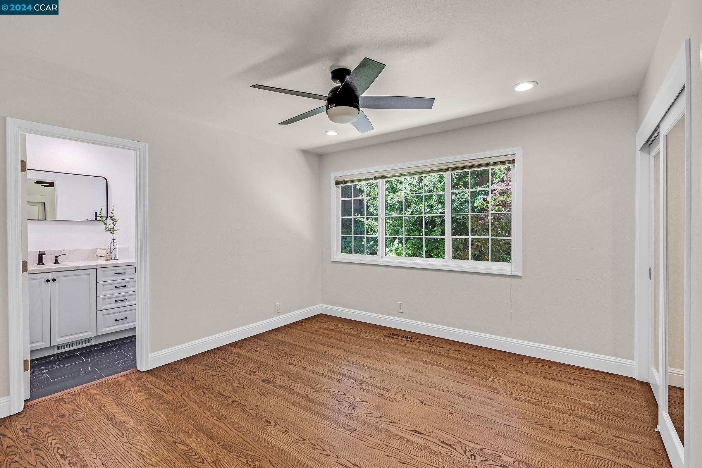 179 Town And Country Dr