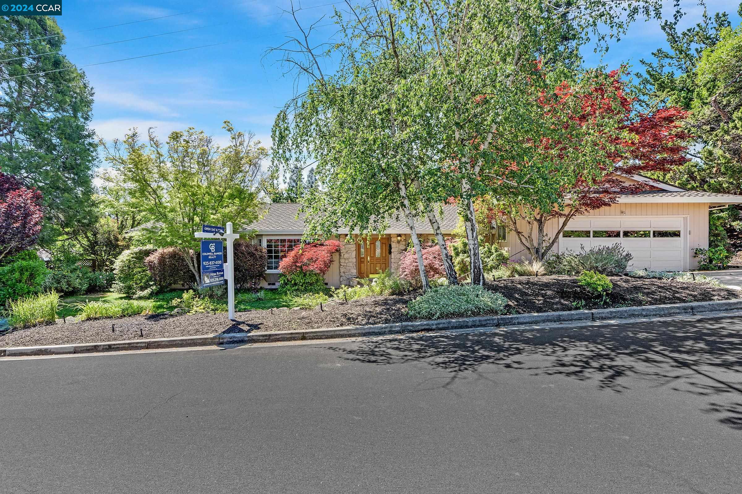 179 Town And Country Dr