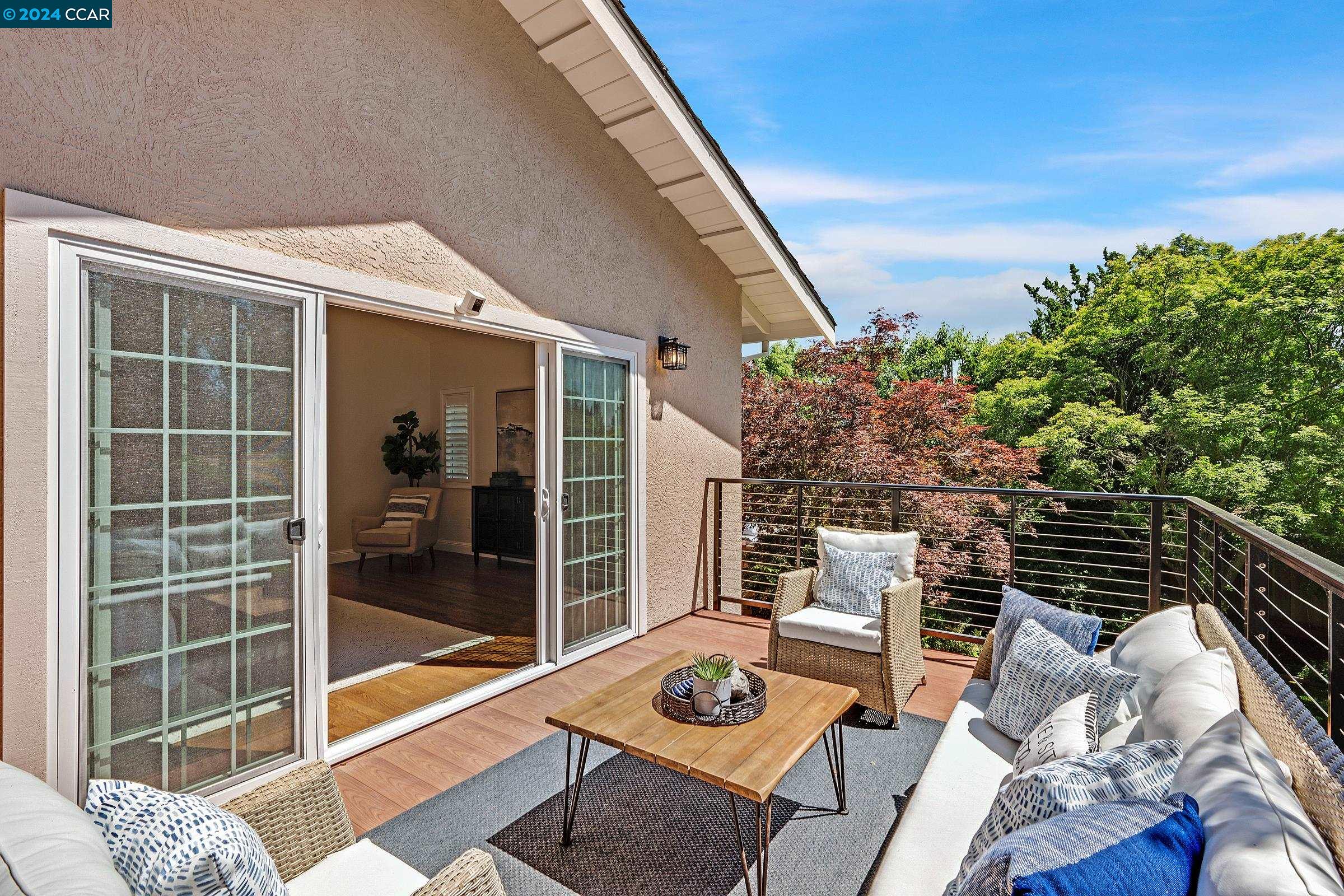 179 Town And Country Dr