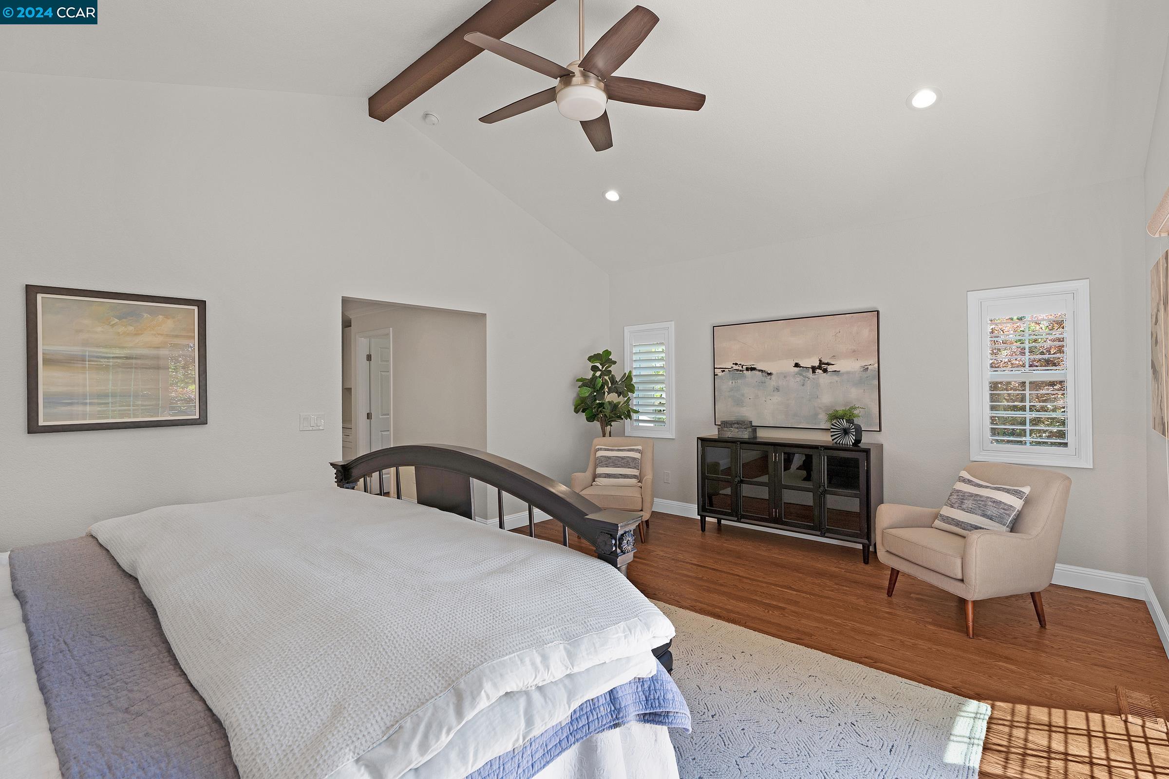 179 Town And Country Dr