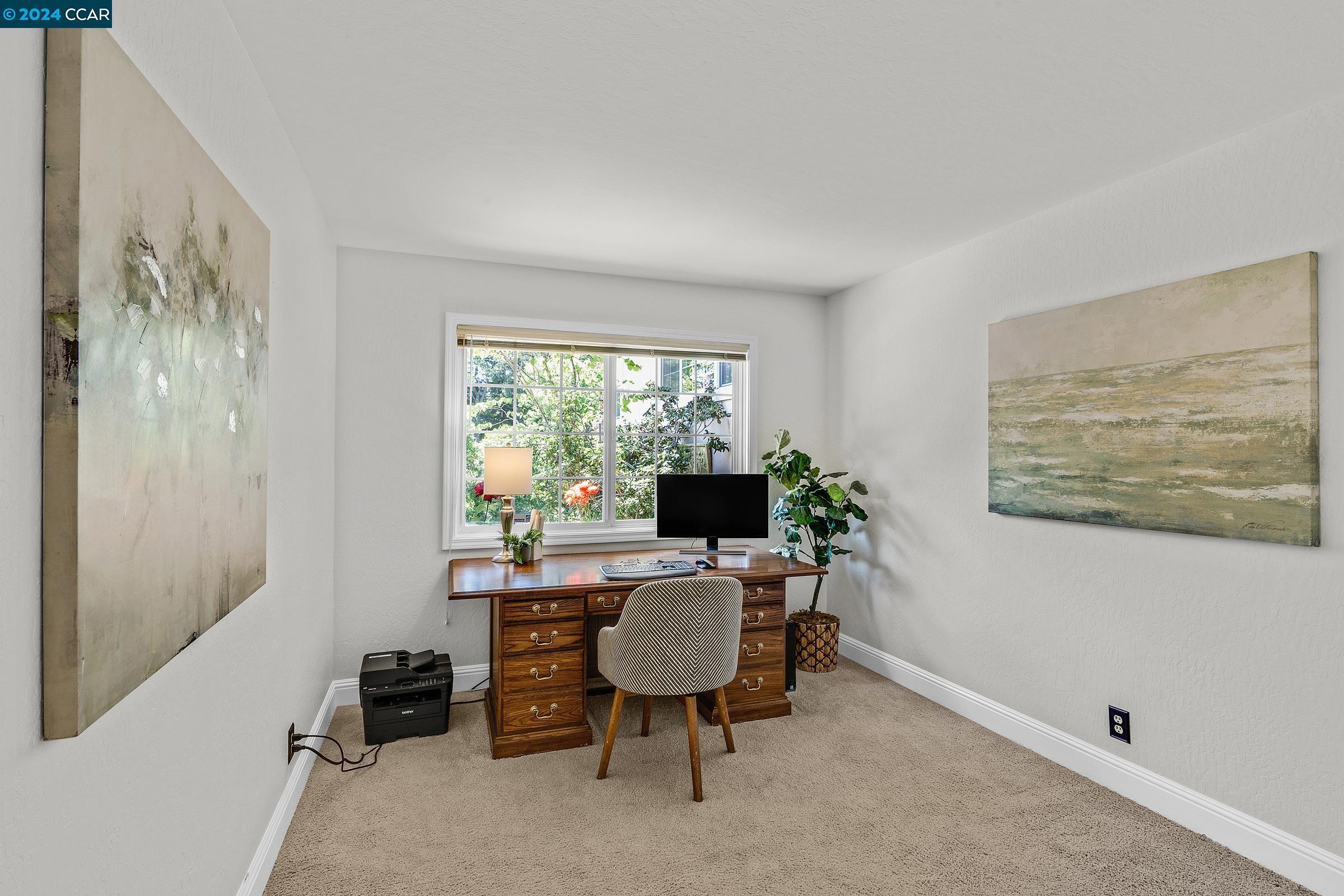 179 Town And Country Dr