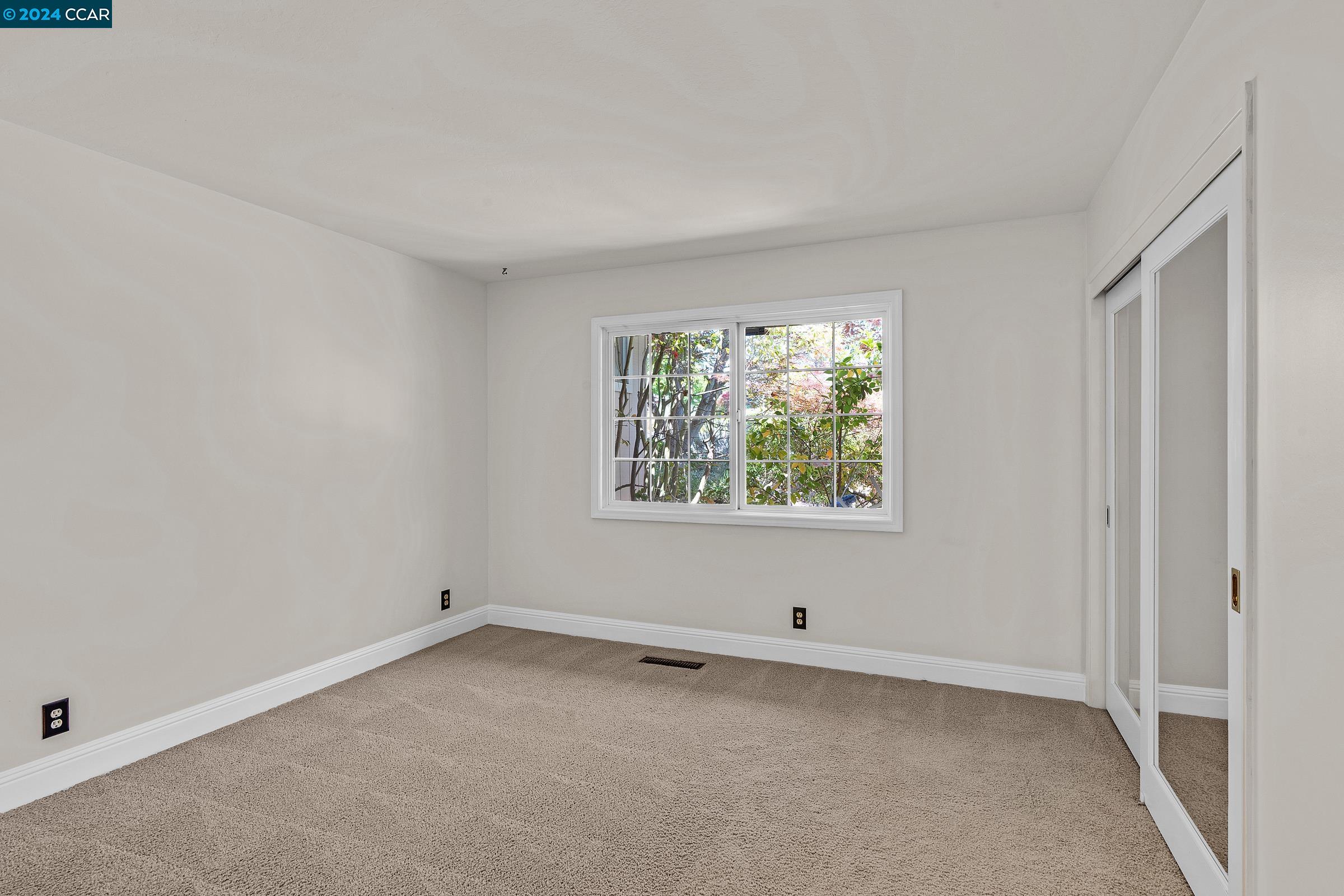 179 Town And Country Dr