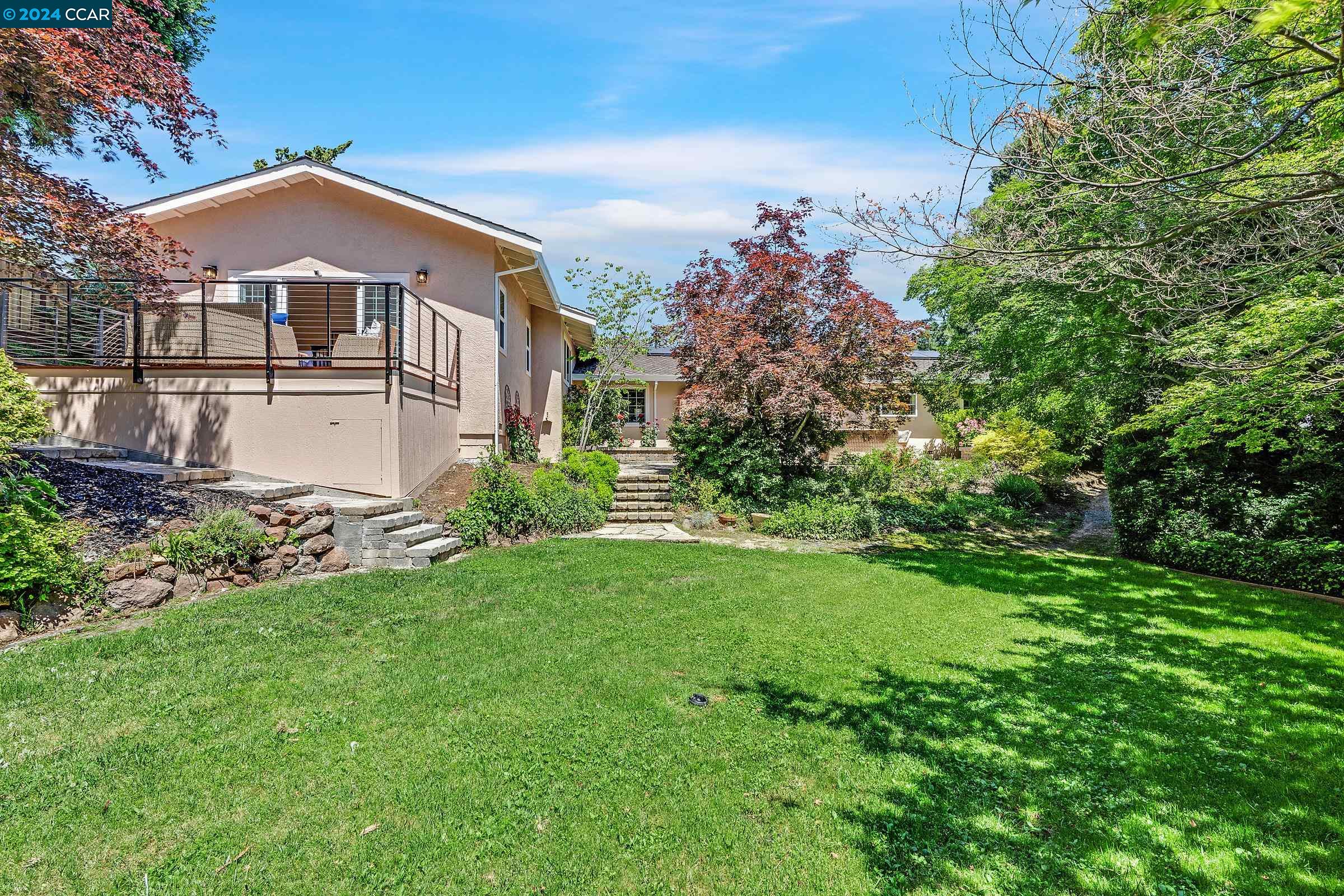 179 Town And Country Dr