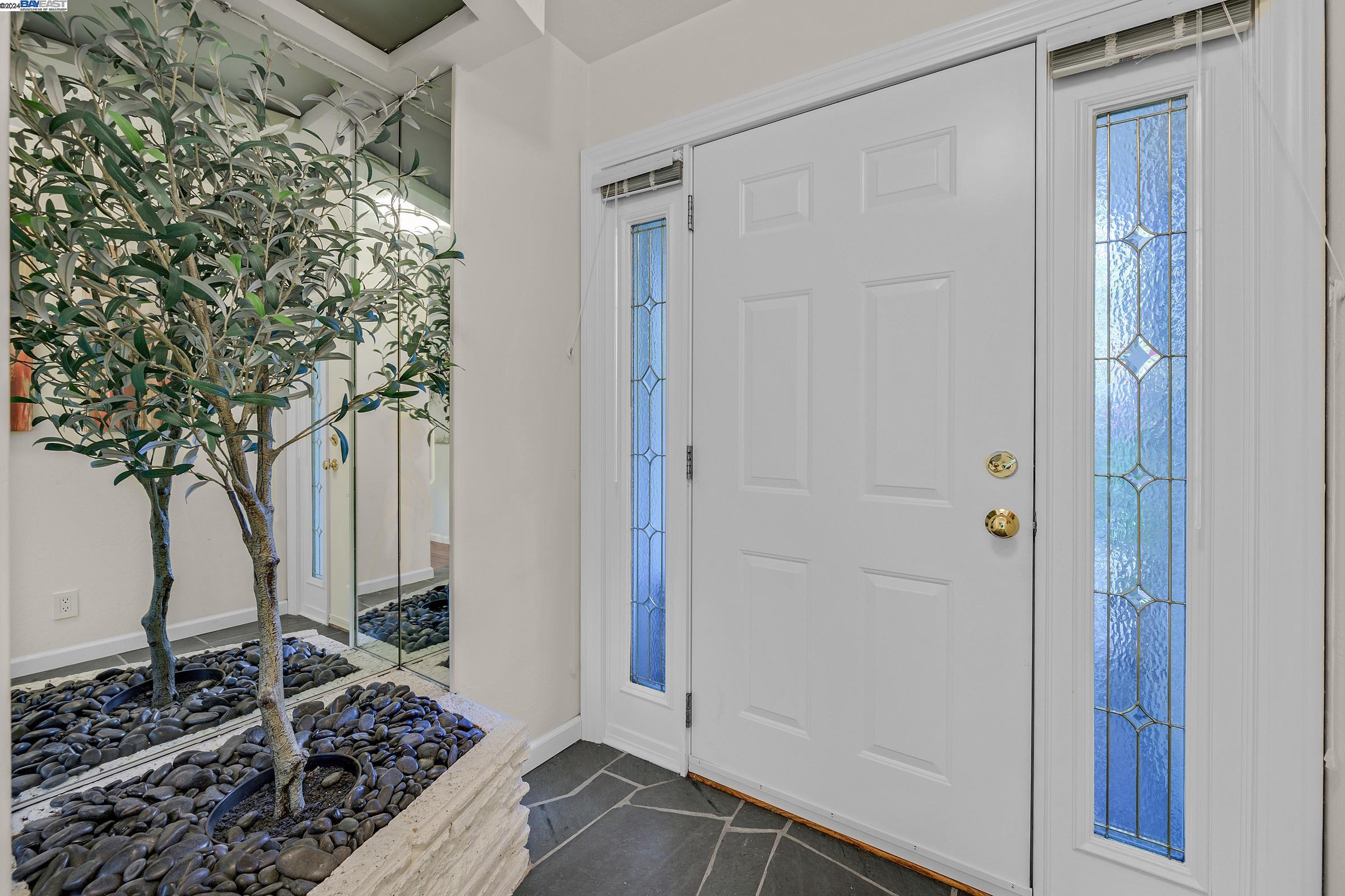 139 Paraiso Dr