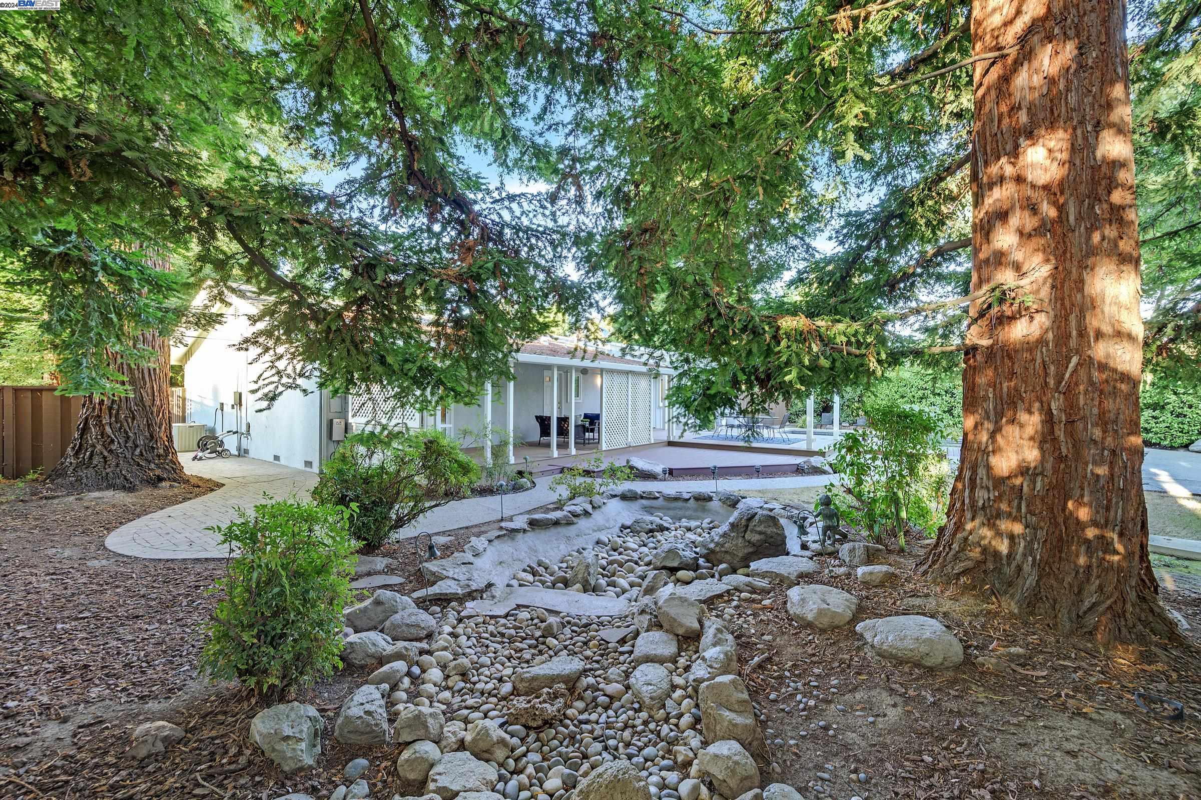 139 Paraiso Dr