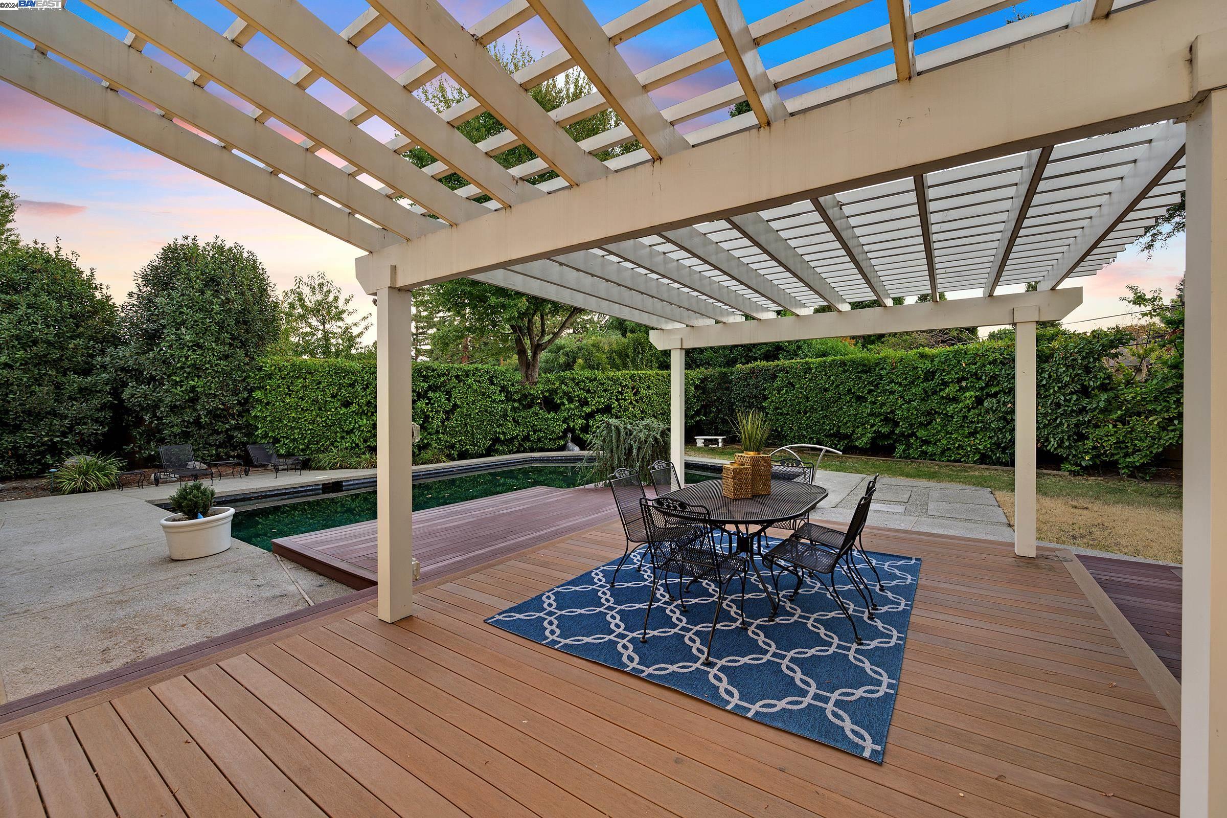 139 Paraiso Dr