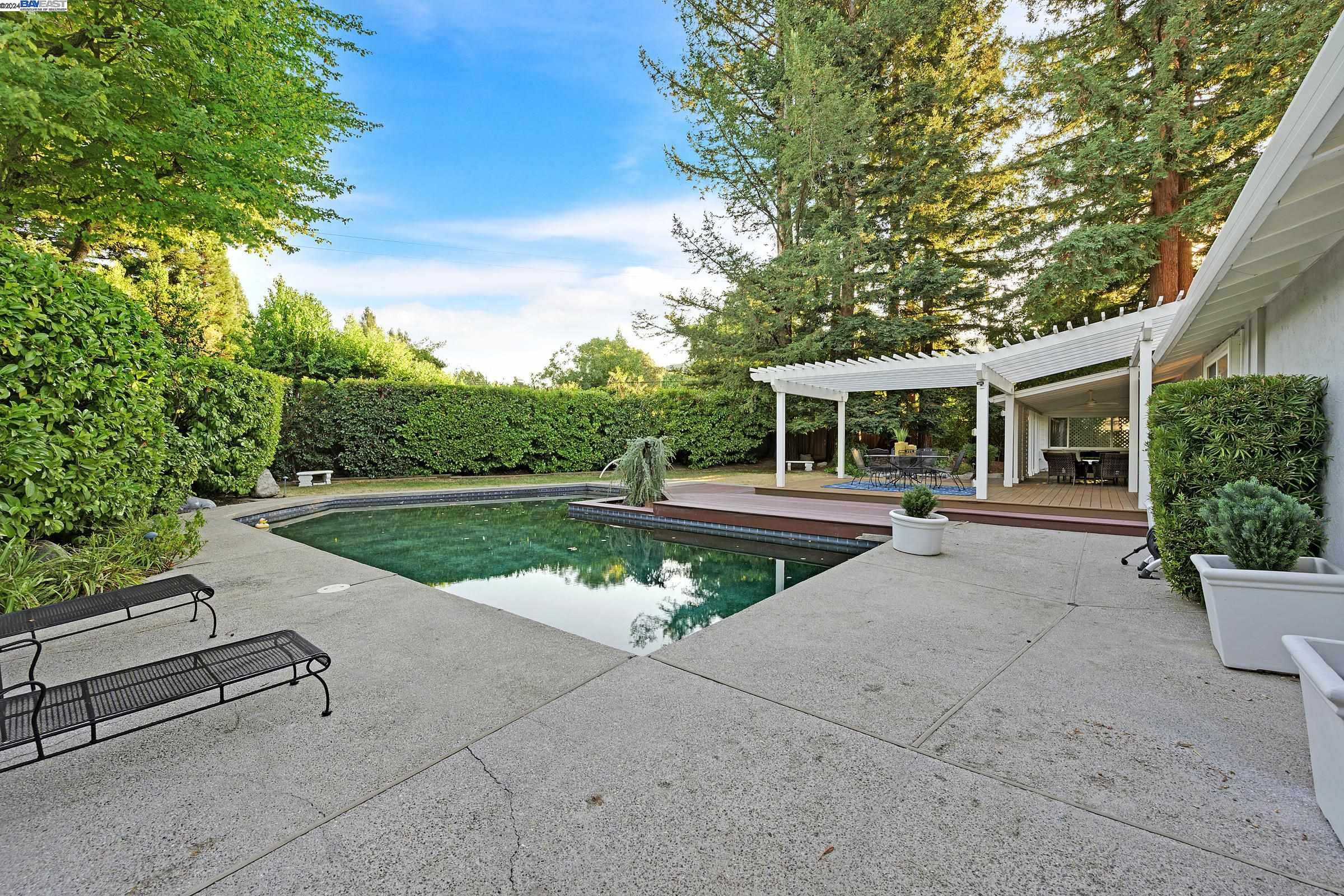 139 Paraiso Dr