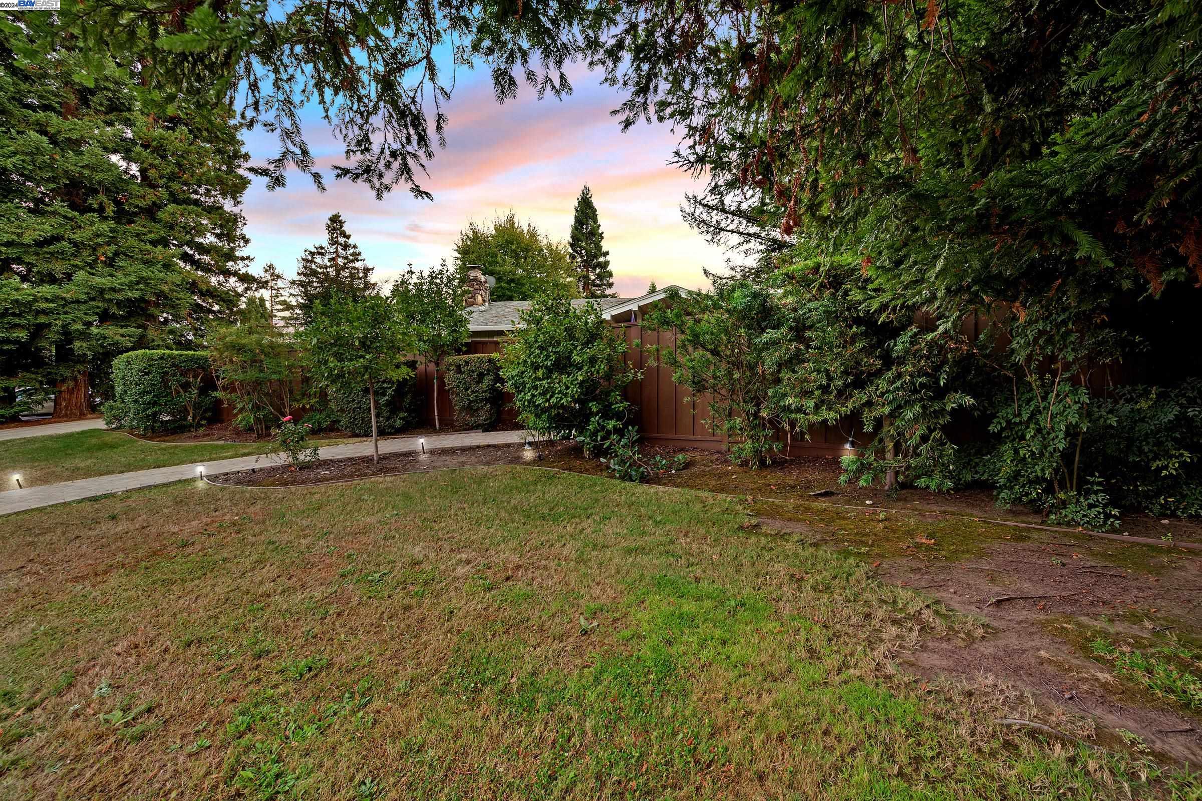 139 Paraiso Dr