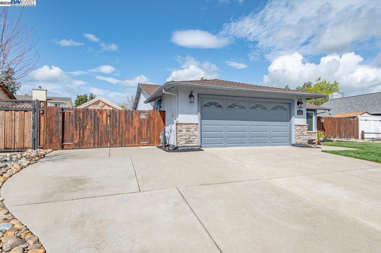 5968 Ocean Hills Way