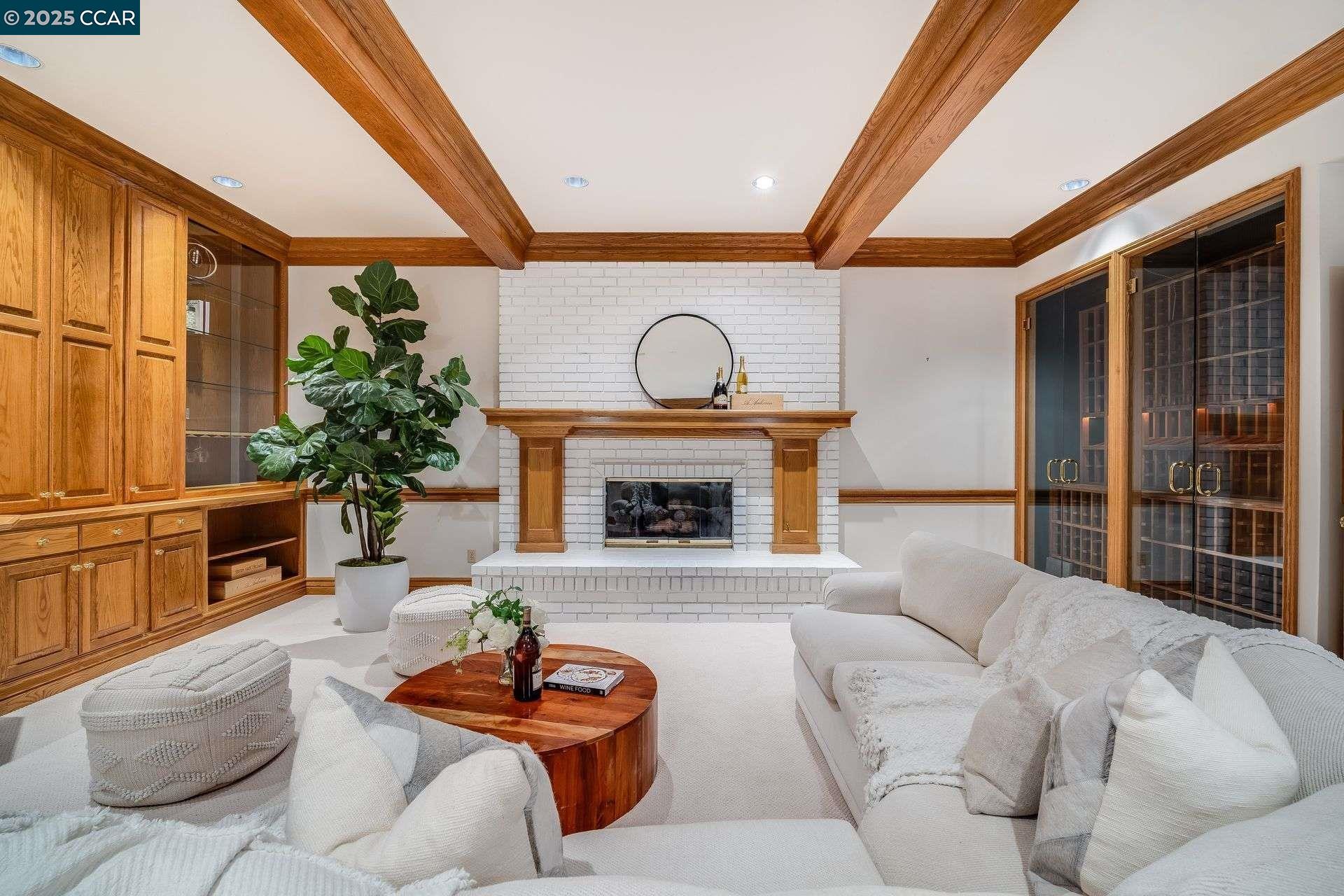 2420 Diablo Lakes Ln