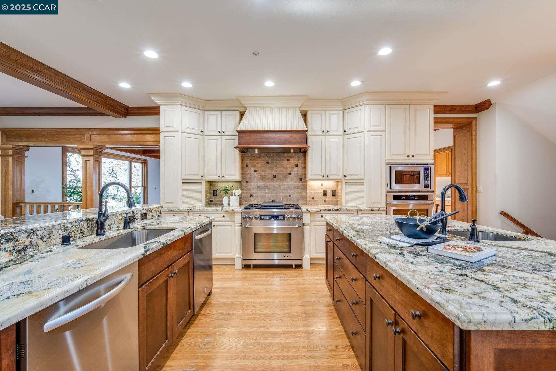 2420 Diablo Lakes Ln